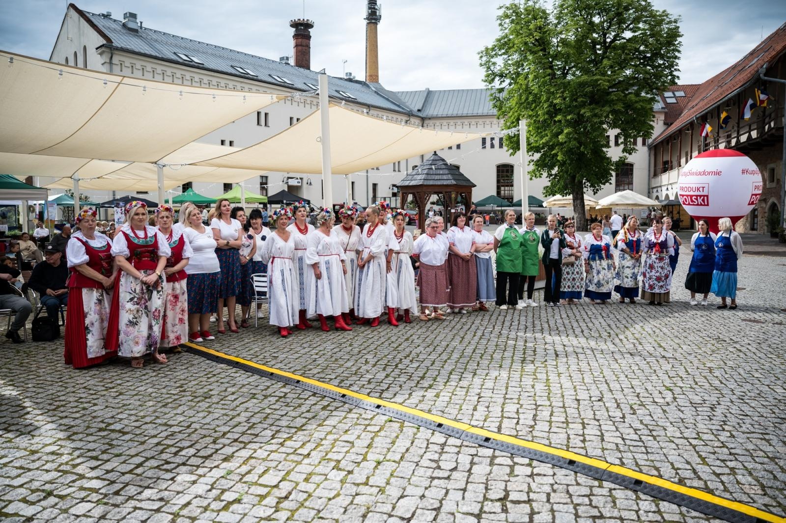 Zdjęcie w galerii na portalu naszraciborz.pl: Rudnickie Jabłonki najlepsze! Zwyciężyły w konkursie Polska smakuje na Zamku Piastowskim wiadomości z regionu
