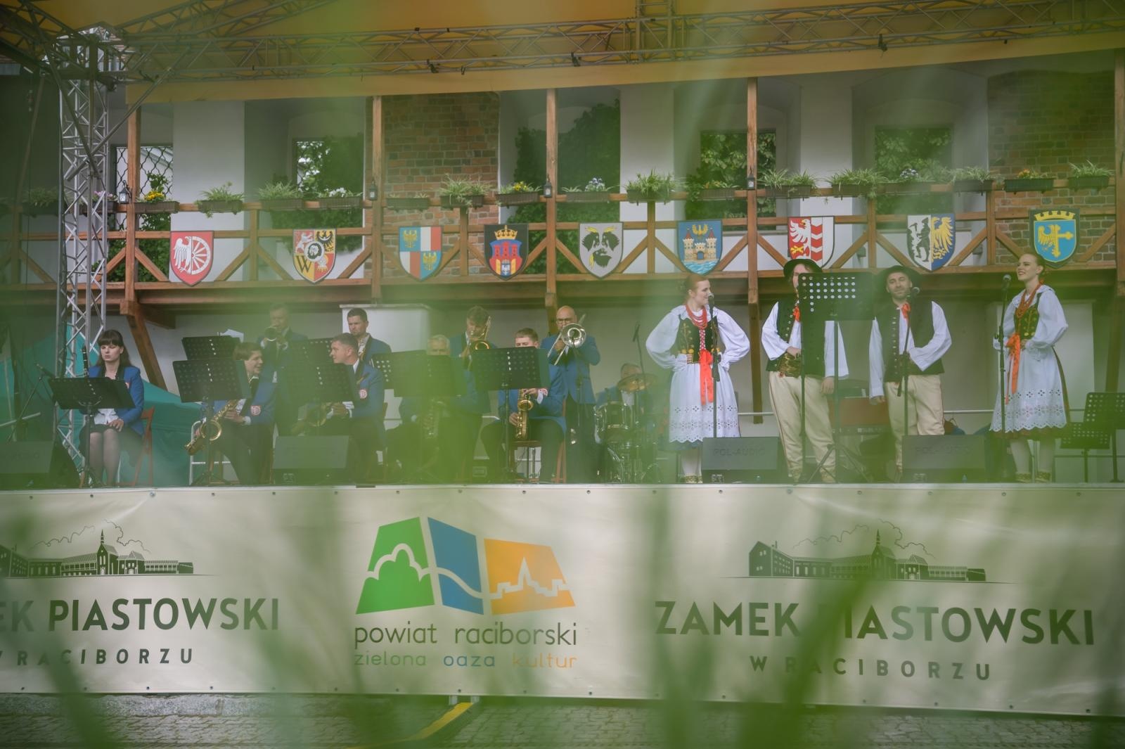 Zdjęcie w galerii na portalu naszraciborz.pl: Rudnickie Jabłonki najlepsze! Zwyciężyły w konkursie Polska smakuje na Zamku Piastowskim wiadomości z regionu
