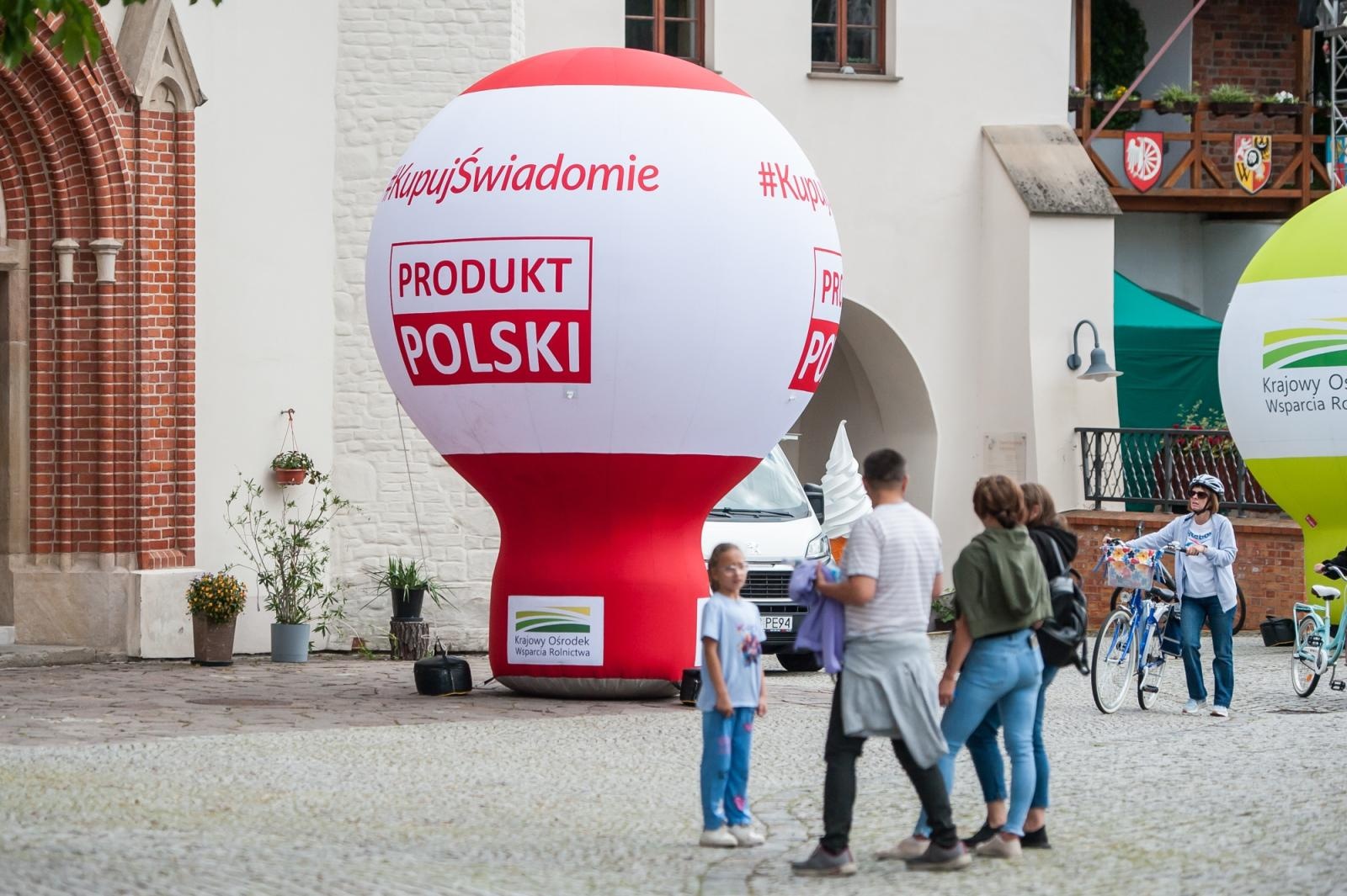 Zdjęcie w galerii na portalu naszraciborz.pl: Rudnickie Jabłonki najlepsze! Zwyciężyły w konkursie Polska smakuje na Zamku Piastowskim wiadomości z regionu