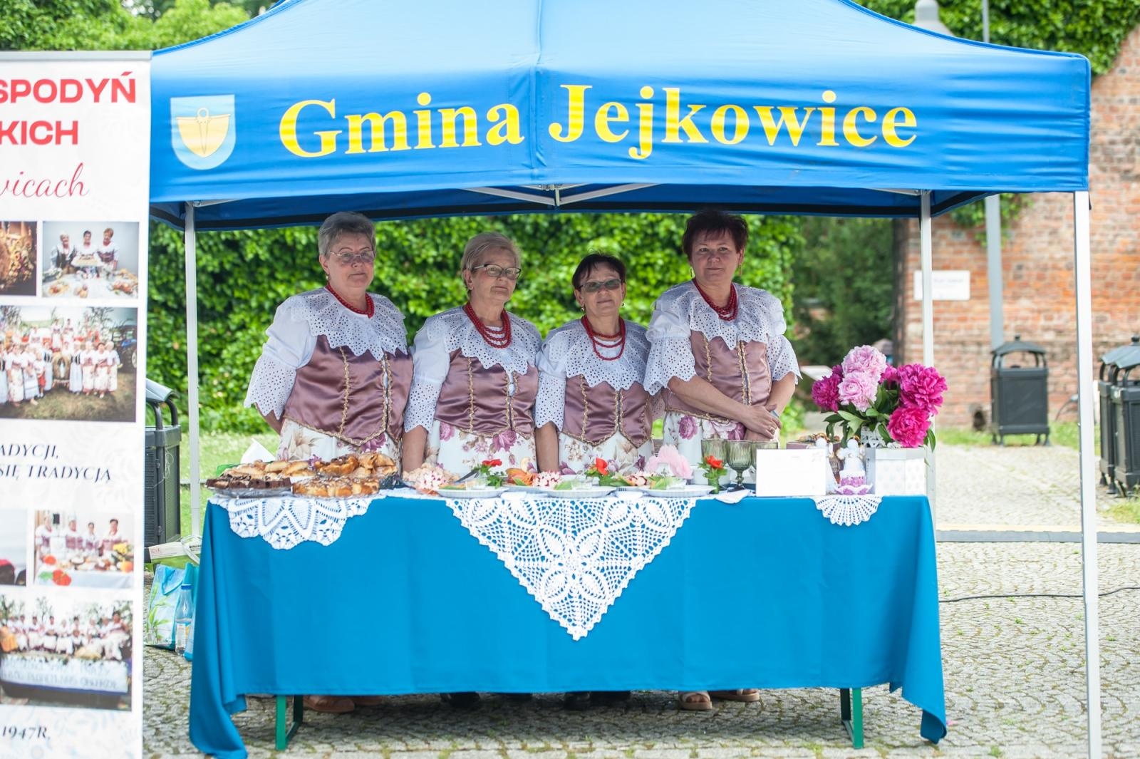 Zdjęcie w galerii na portalu naszraciborz.pl: Rudnickie Jabłonki najlepsze! Zwyciężyły w konkursie Polska smakuje na Zamku Piastowskim wiadomości z regionu