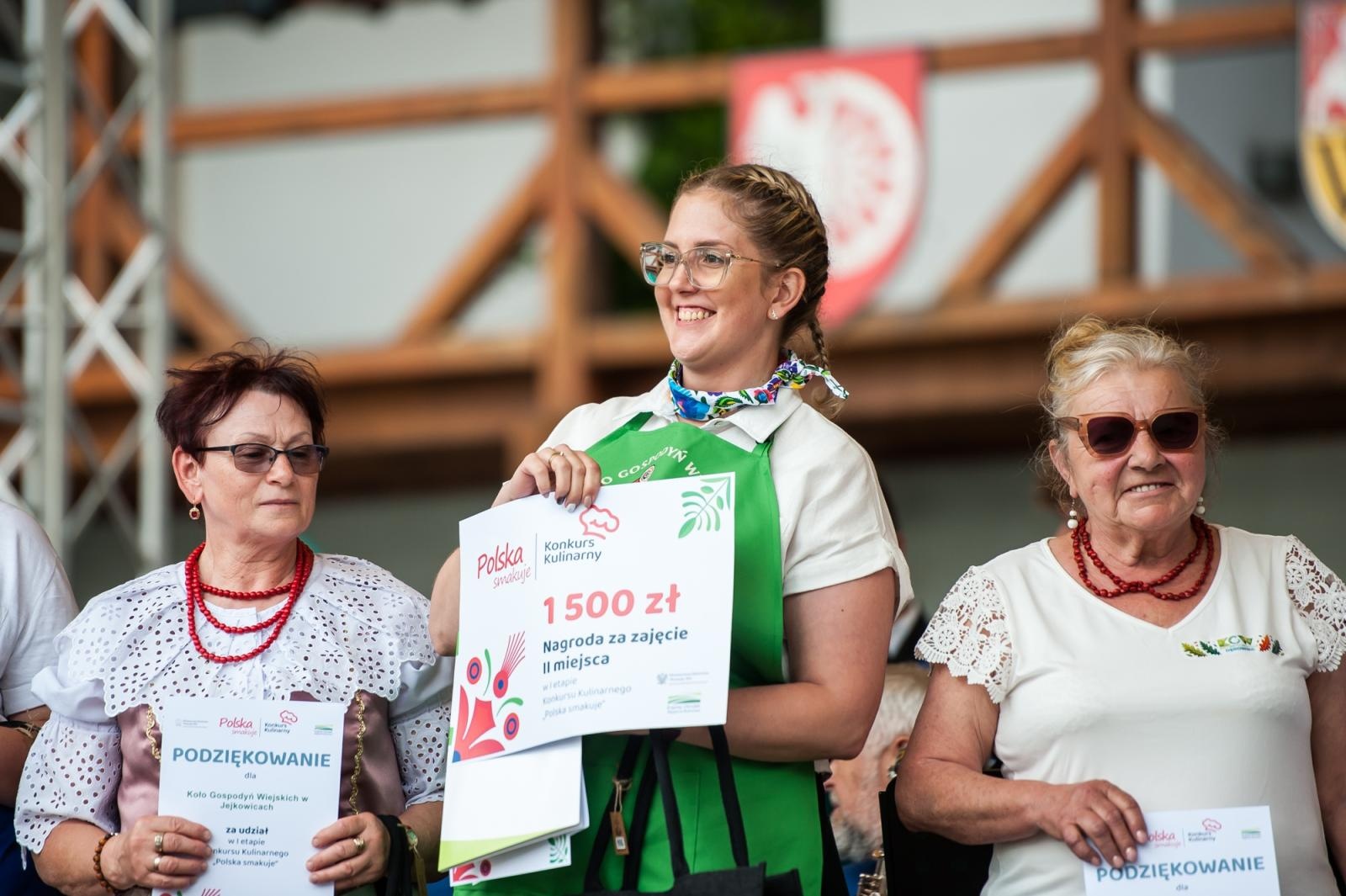 Zdjęcie w galerii na portalu naszraciborz.pl: Rudnickie Jabłonki najlepsze! Zwyciężyły w konkursie Polska smakuje na Zamku Piastowskim wiadomości z regionu