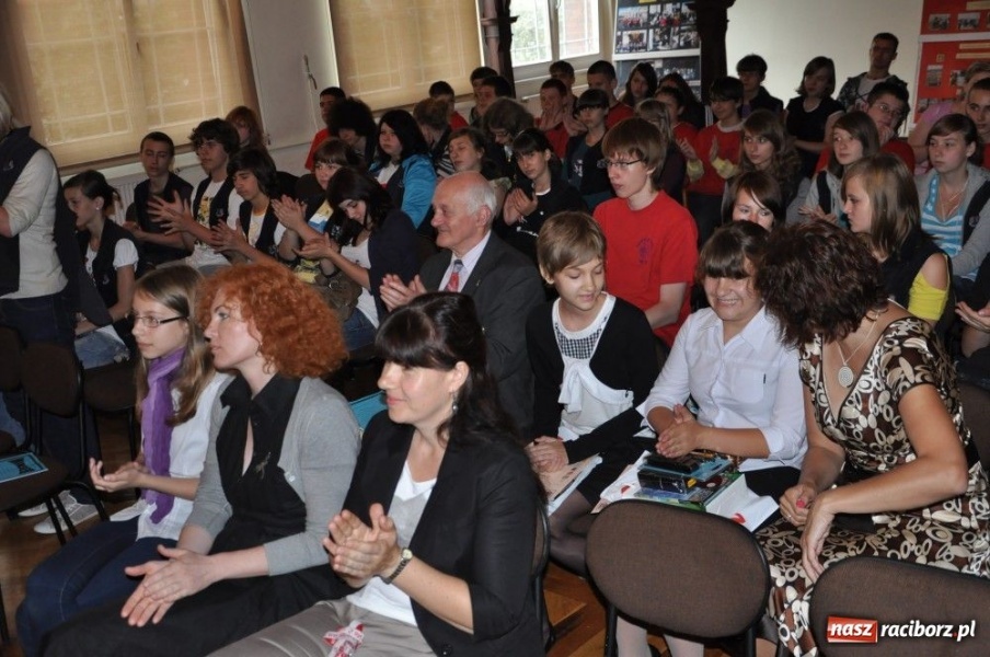 Zdjęcie w galerii na portalu naszraciborz.pl: Nagrodzeni za wspomnienia przodków wiadomości z regionu