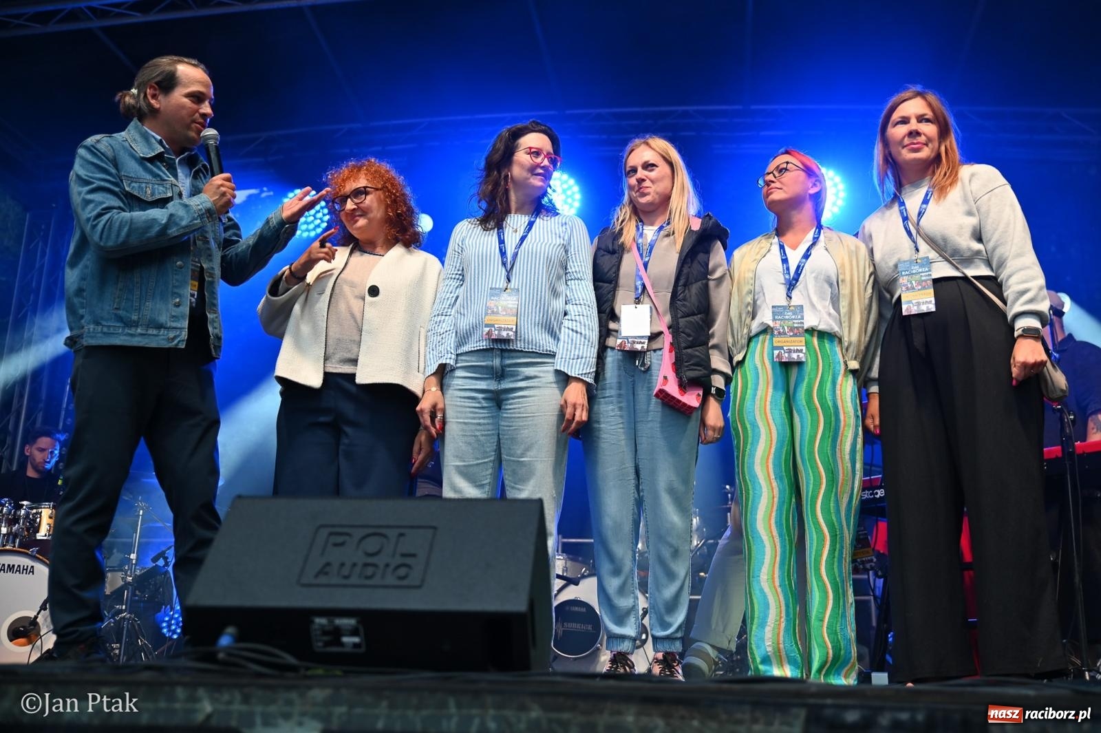Zdjęcie w galerii na portalu naszraciborz.pl: Kaeyra wystąpiła na Dniach Raciborza 2026. Artystka o raciborskich korzeniach zachwyciła publiczność wiadomości z regionu