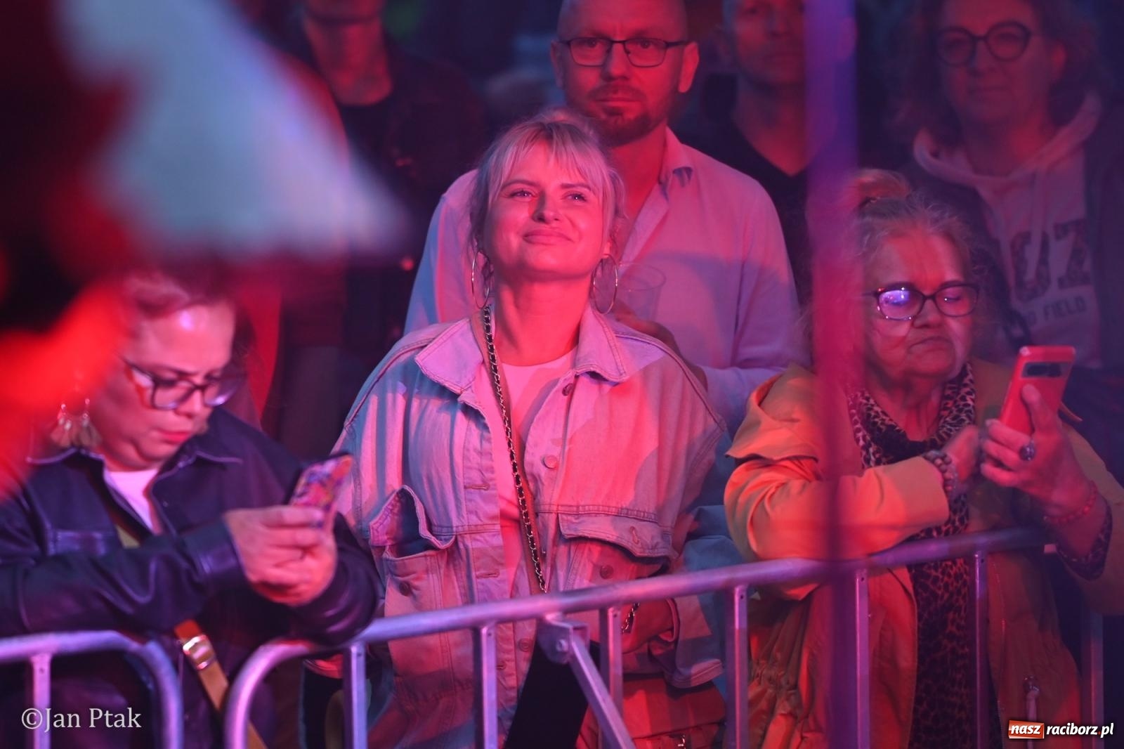 Zdjęcie w galerii na portalu naszraciborz.pl: Fisz Emade Tworzywo zakończyli Dni Raciborza 2026 wiadomości z regionu