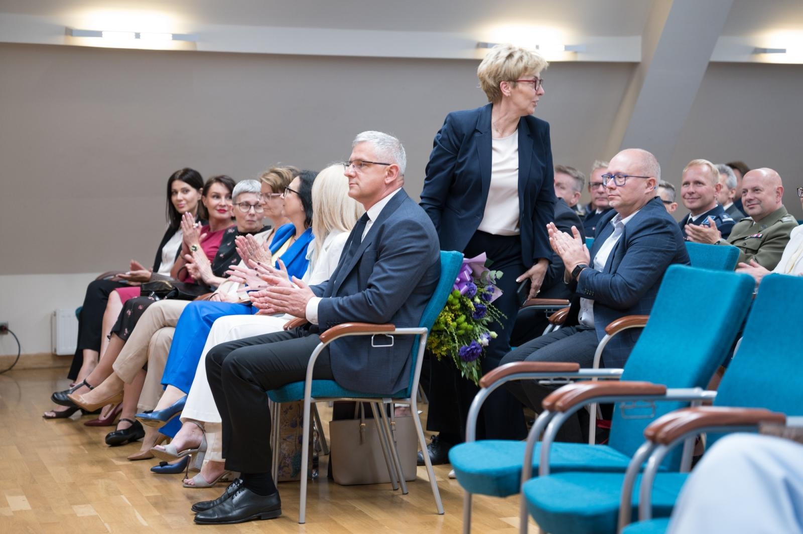 Zdjęcie w galerii na portalu naszraciborz.pl: Zasłużeni krwiodawcy uhonorowani na Zamku Piastowskim w Raciborzu wiadomości z regionu