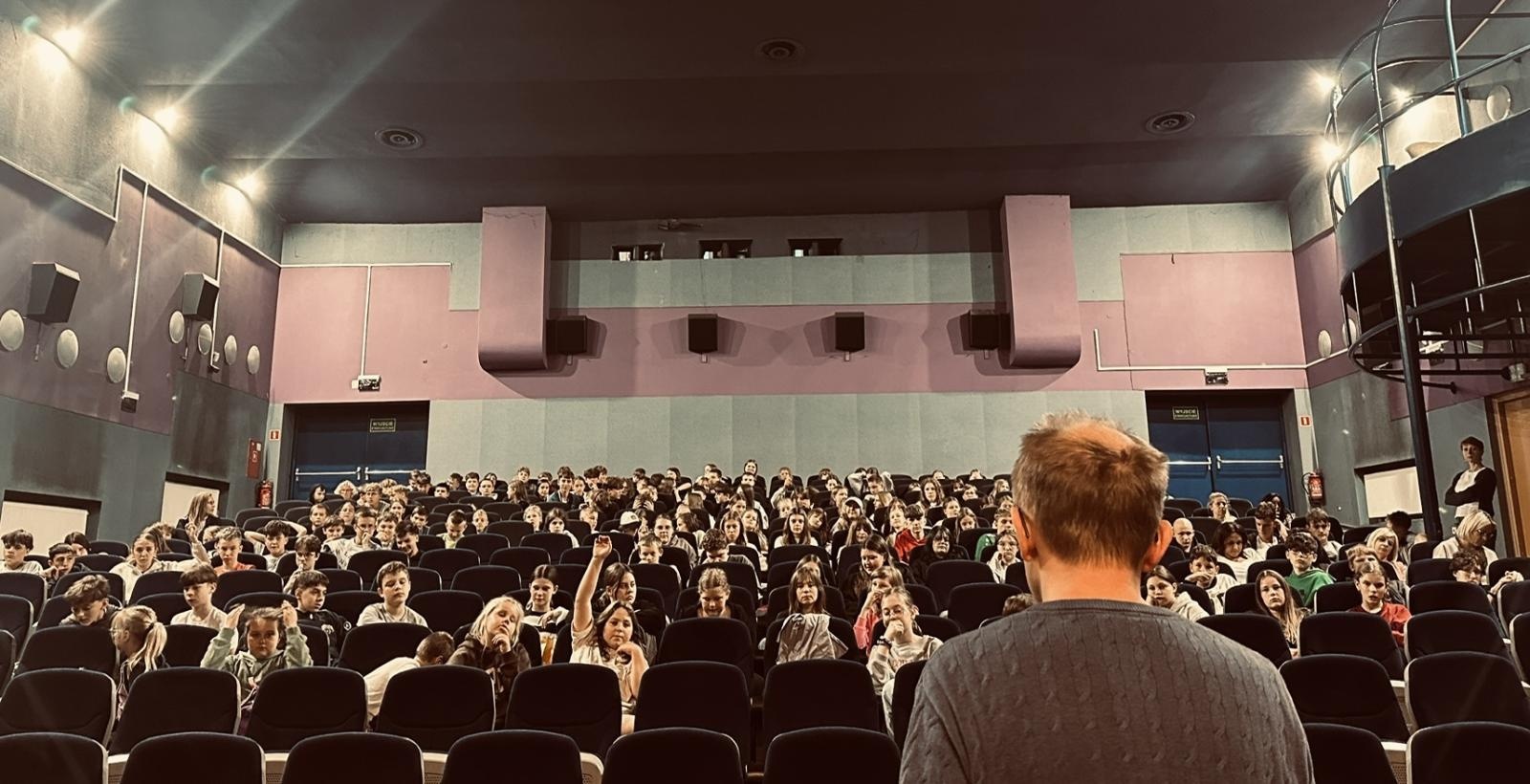 Zdjęcie w galerii na portalu naszraciborz.pl: Filmowa przygoda ze śląskimi legendami i spotkanie z reżyserem w Raciborzu wiadomości z regionu