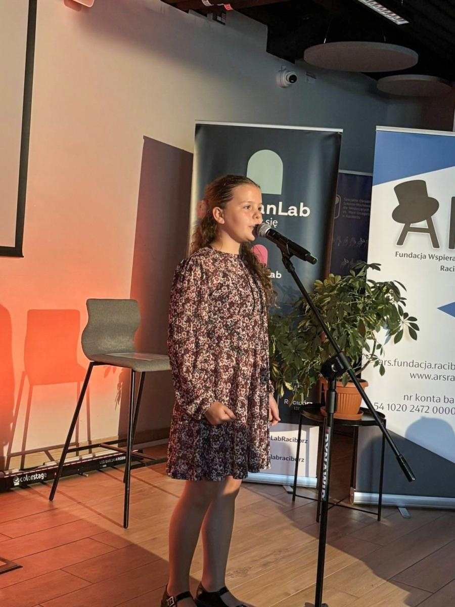 Zdjęcie w galerii na portalu naszraciborz.pl: Muzyczne święto Mamy i Taty w Urban Lab. Koncert Studia ARS wiadomości z regionu
