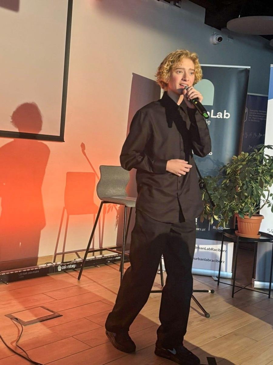 Zdjęcie w galerii na portalu naszraciborz.pl: Muzyczne święto Mamy i Taty w Urban Lab. Koncert Studia ARS wiadomości z regionu