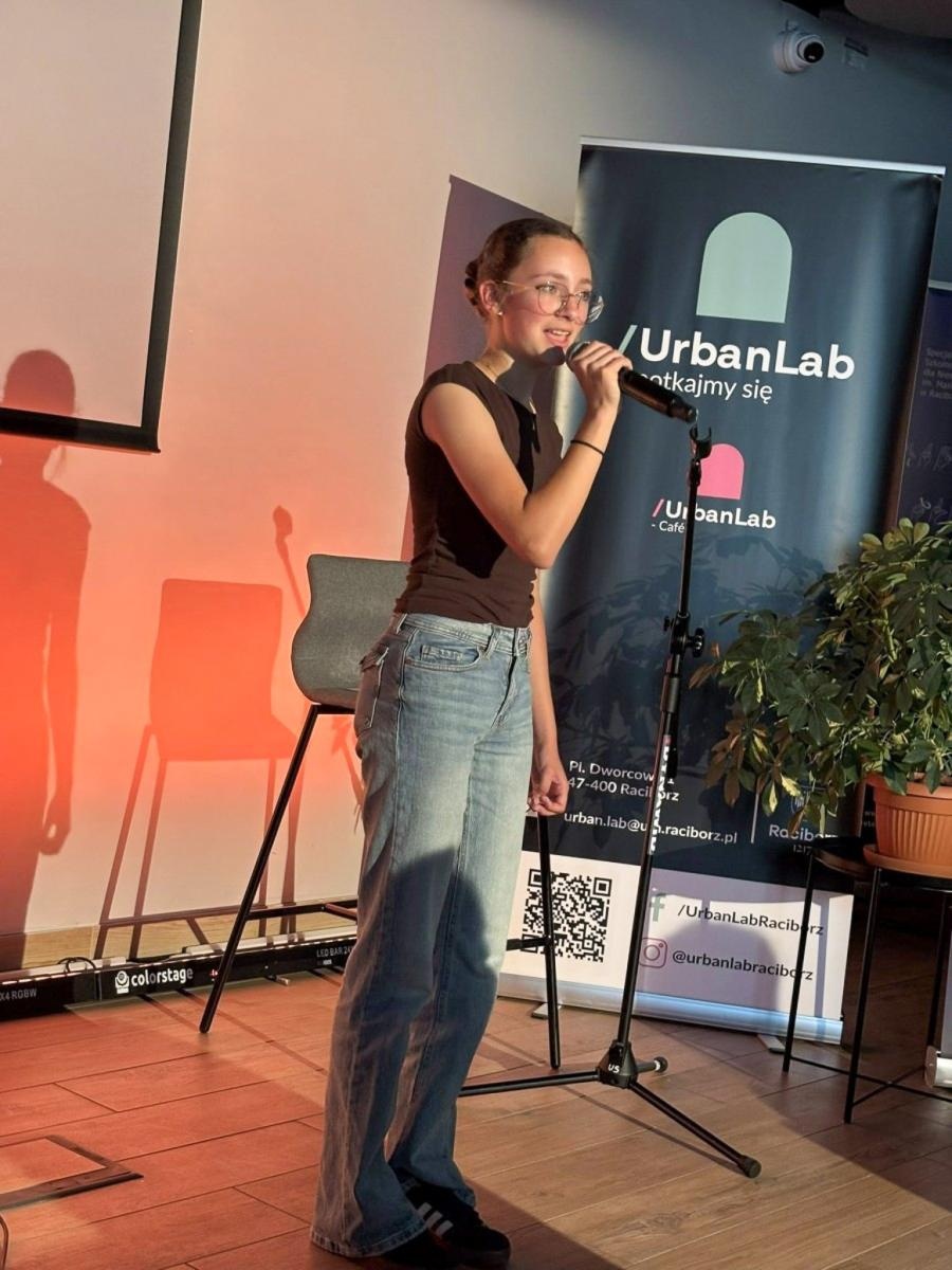 Zdjęcie w galerii na portalu naszraciborz.pl: Muzyczne święto Mamy i Taty w Urban Lab. Koncert Studia ARS wiadomości z regionu