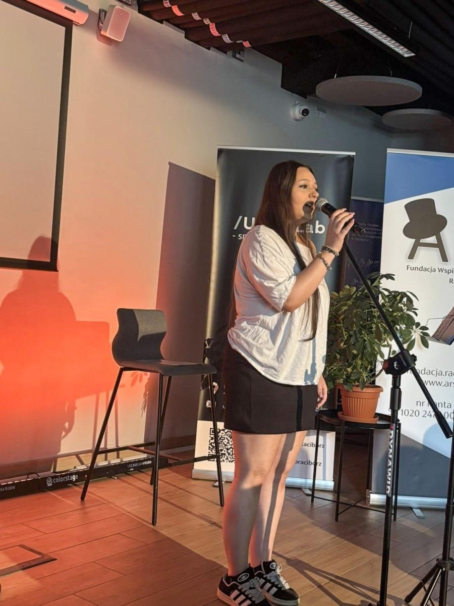 Zdjęcie w galerii na portalu naszraciborz.pl: Muzyczne święto Mamy i Taty w Urban Lab. Koncert Studia ARS wiadomości z regionu