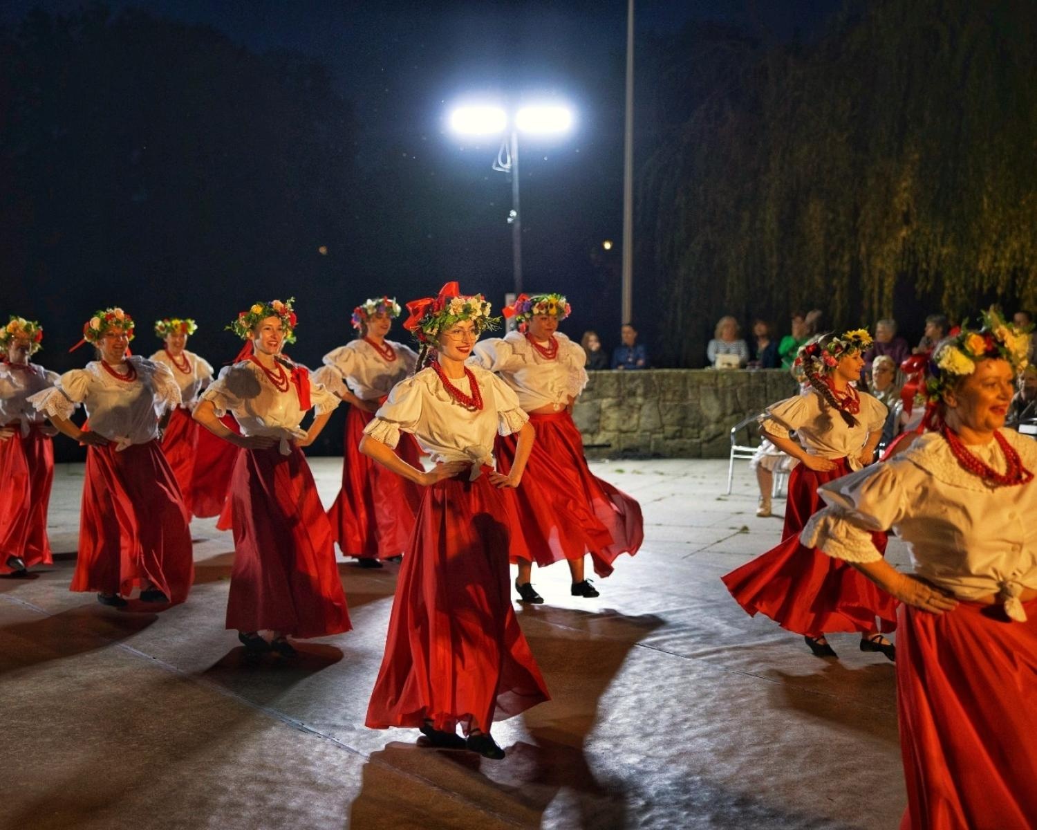 Zdjęcie w galerii na portalu naszraciborz.pl: Już jutro magiczna Noc Świętojańska w Parku Roth wiadomości z regionu