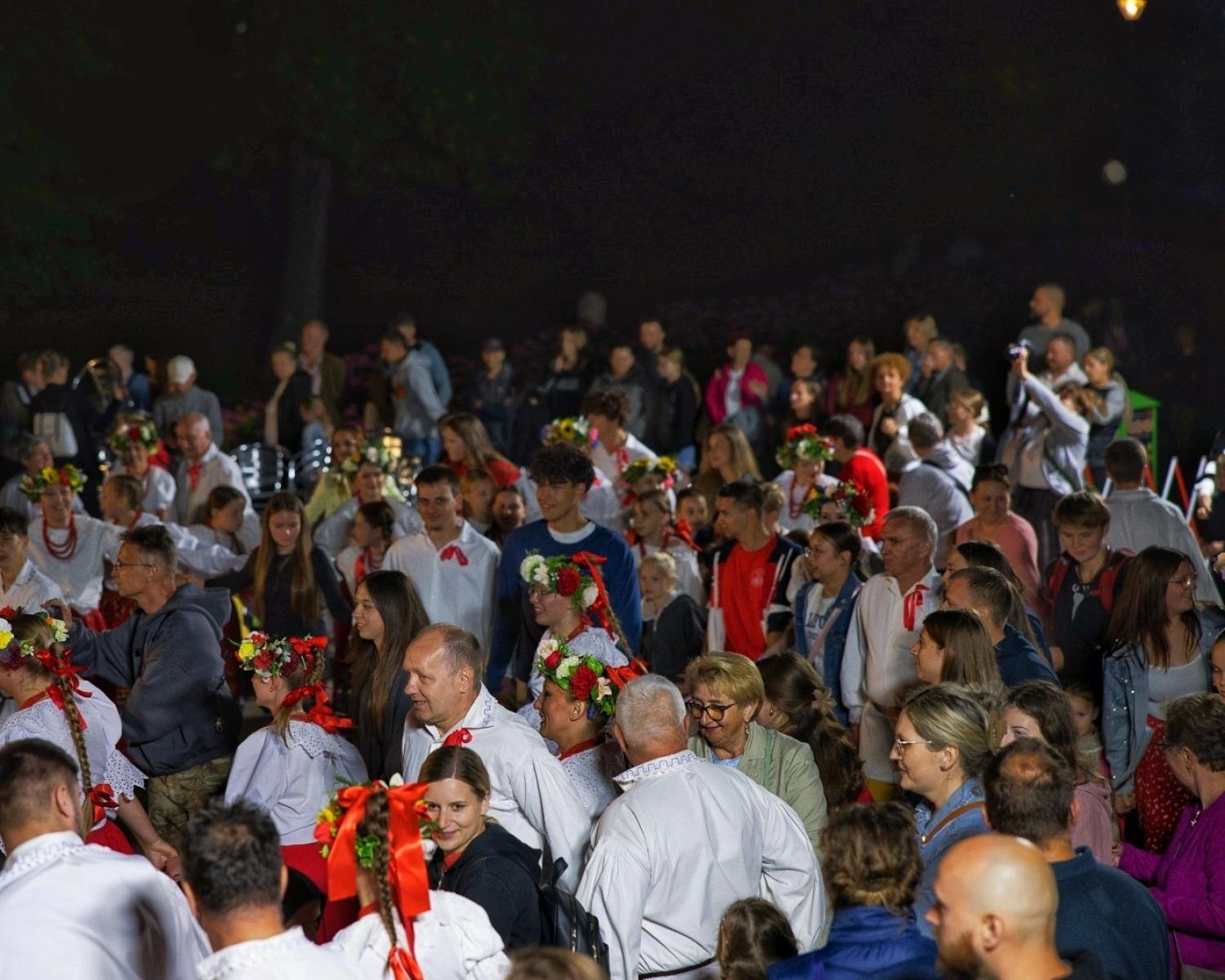 Zdjęcie w galerii na portalu naszraciborz.pl: Już jutro magiczna Noc Świętojańska w Parku Roth wiadomości z regionu