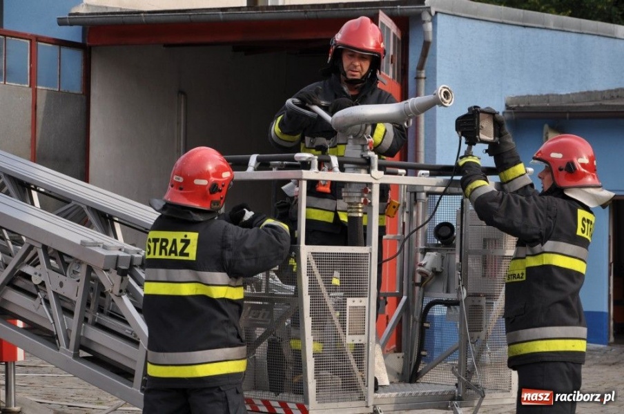 Zdjęcie w galerii na portalu naszraciborz.pl: Noc w muzeum ze św. Florianem wiadomości z regionu