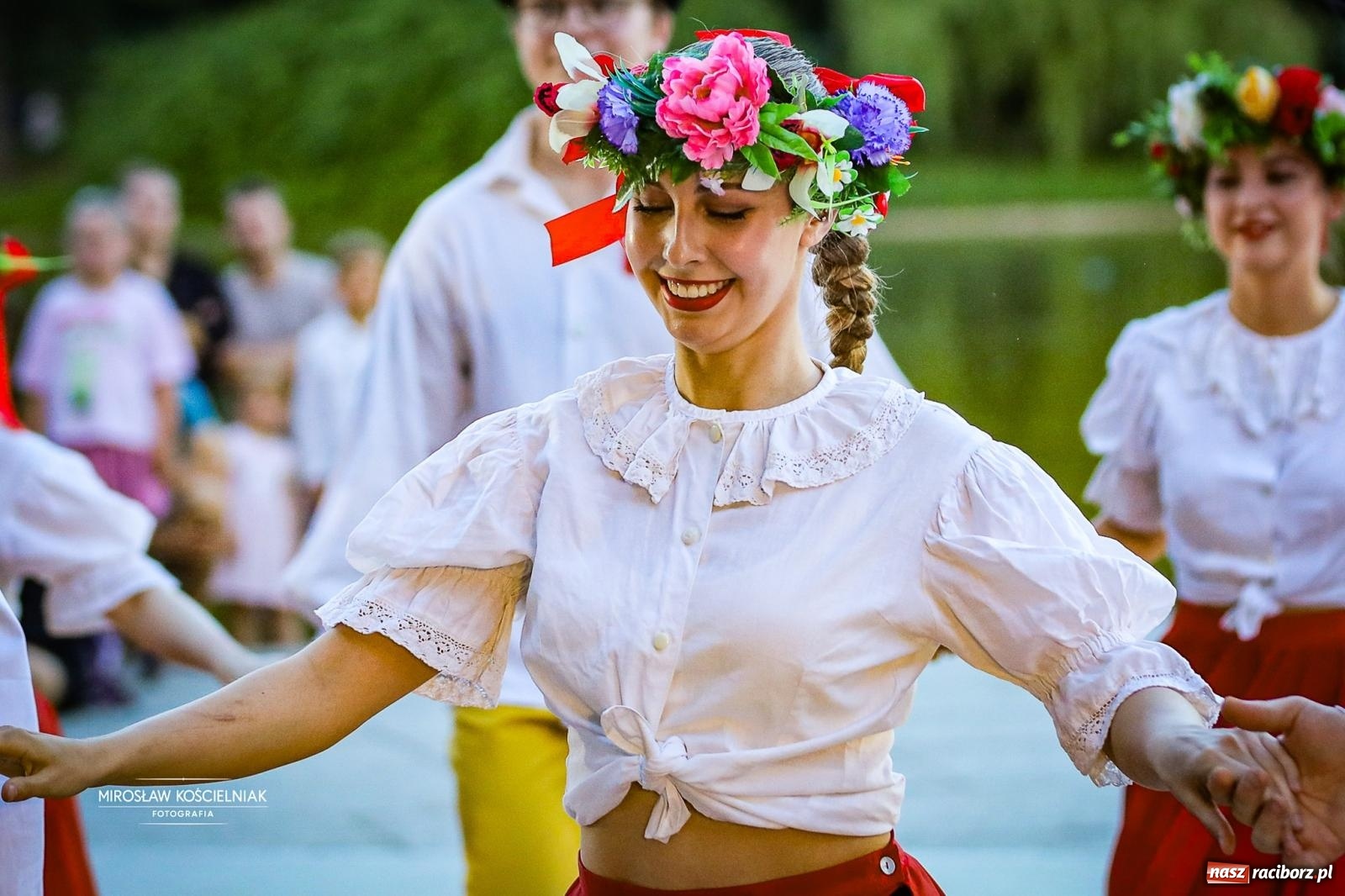Zdjęcie w galerii na portalu naszraciborz.pl: Raciborska Noc Świętojańska ponownie przyciągnęła mieszkańców do Parku Roth wiadomości z regionu