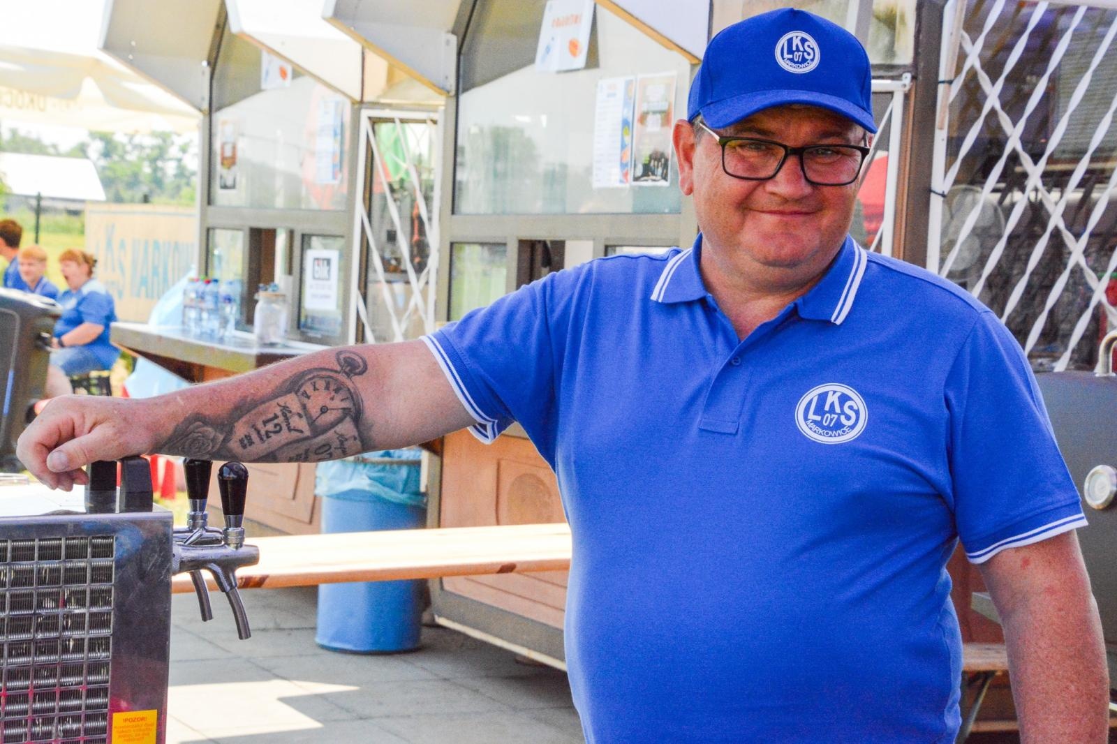 Zdjęcie w galerii na portalu naszraciborz.pl: Piłkarskie święto w Markowicach z udziałem legendy wiadomości z regionu