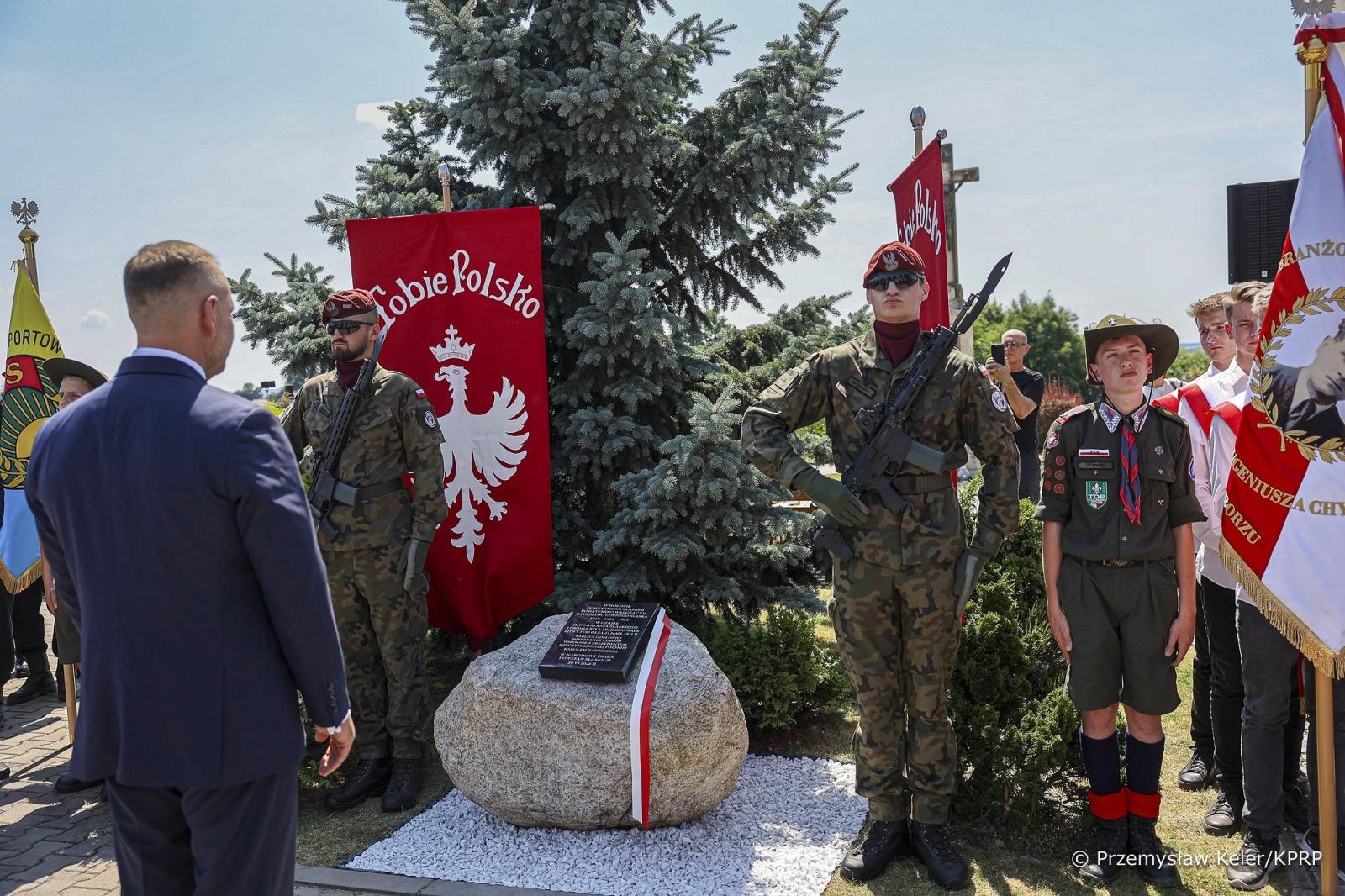 Zdjęcie w galerii na portalu naszraciborz.pl: Narodowy Dzień Powstań Śląskich. Prezydent Karol Nawrocki w gm. Lubomia wiadomości z regionu