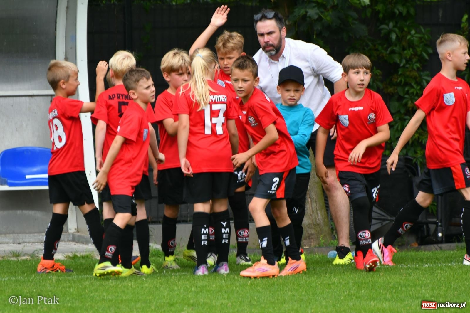 Zdjęcie w galerii na portalu naszraciborz.pl: Młody Widzew bezkonkurencyjny w Raciborzu. Zwyciężył w międzynarodowym V4Cup [FOTO] wiadomości z regionu