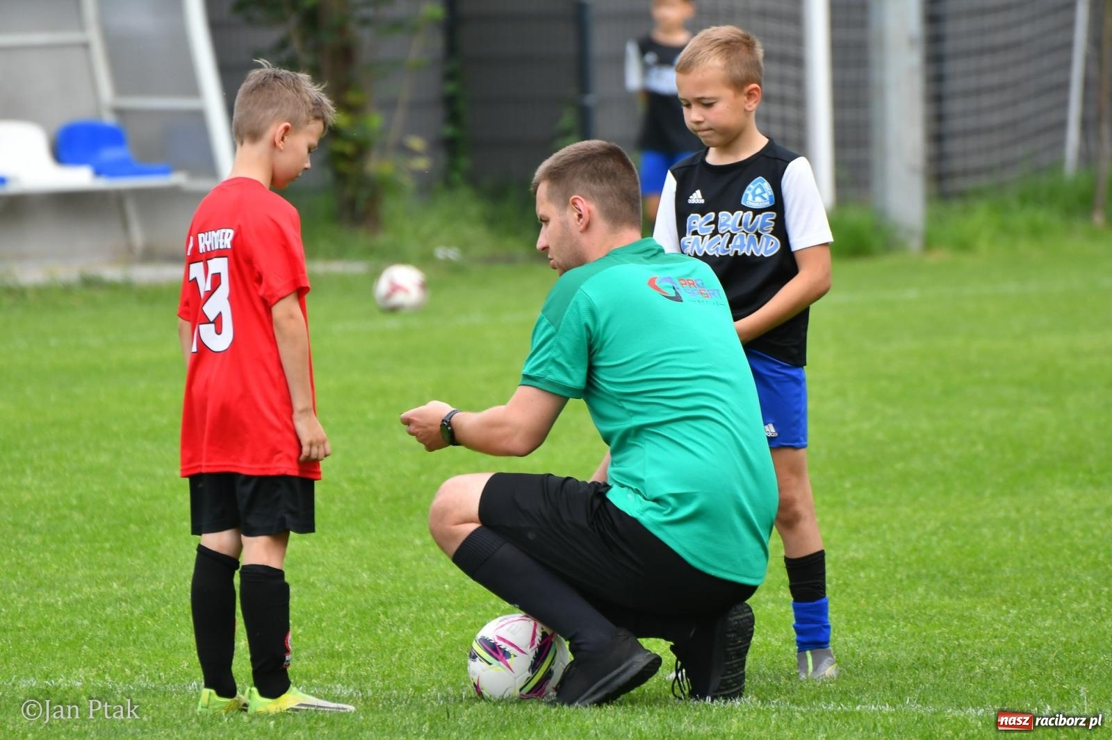 Zdjęcie w galerii na portalu naszraciborz.pl: Młody Widzew bezkonkurencyjny w Raciborzu. Zwyciężył w międzynarodowym V4Cup [FOTO] wiadomości z regionu