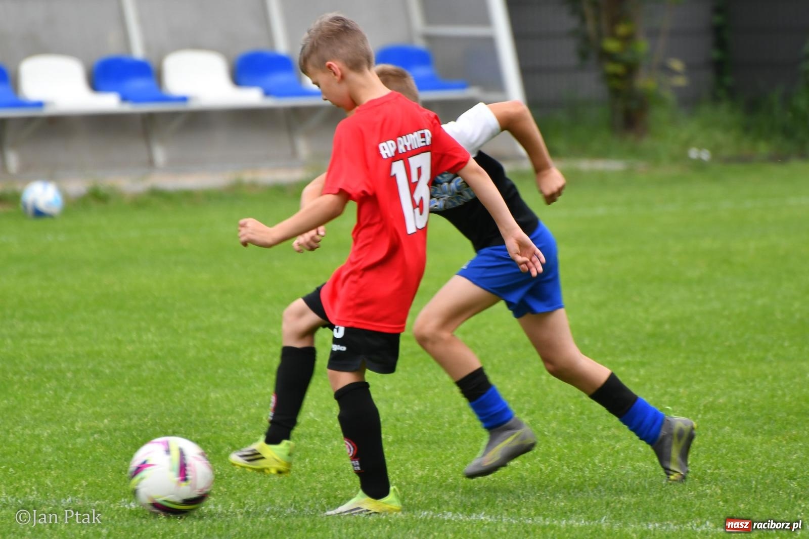 Zdjęcie w galerii na portalu naszraciborz.pl: Młody Widzew bezkonkurencyjny w Raciborzu. Zwyciężył w międzynarodowym V4Cup [FOTO] wiadomości z regionu