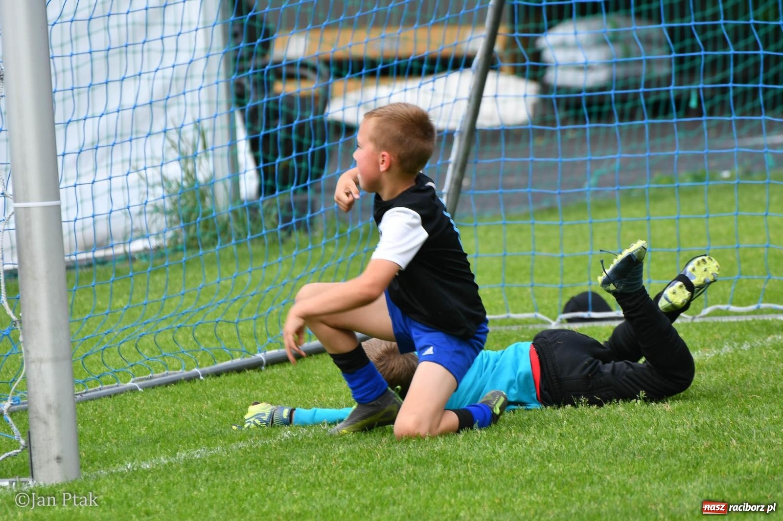 Zdjęcie w galerii na portalu naszraciborz.pl: Młody Widzew bezkonkurencyjny w Raciborzu. Zwyciężył w międzynarodowym V4Cup [FOTO] wiadomości z regionu