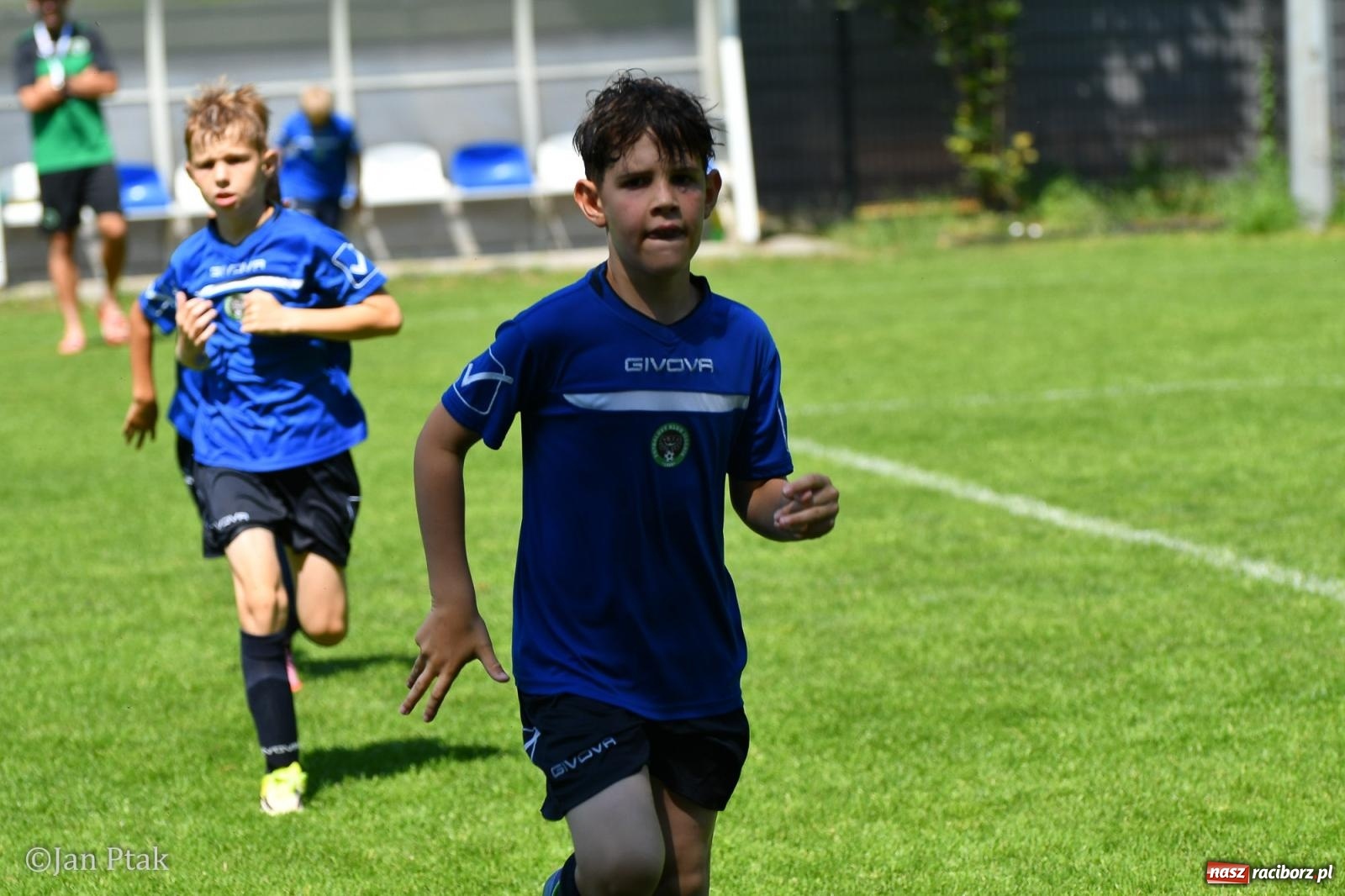 Zdjęcie w galerii na portalu naszraciborz.pl: Młody Widzew bezkonkurencyjny w Raciborzu. Zwyciężył w międzynarodowym V4Cup [FOTO] wiadomości z regionu