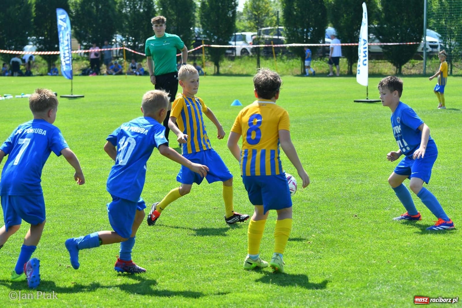 Zdjęcie w galerii na portalu naszraciborz.pl: Młody Widzew bezkonkurencyjny w Raciborzu. Zwyciężył w międzynarodowym V4Cup [FOTO] wiadomości z regionu