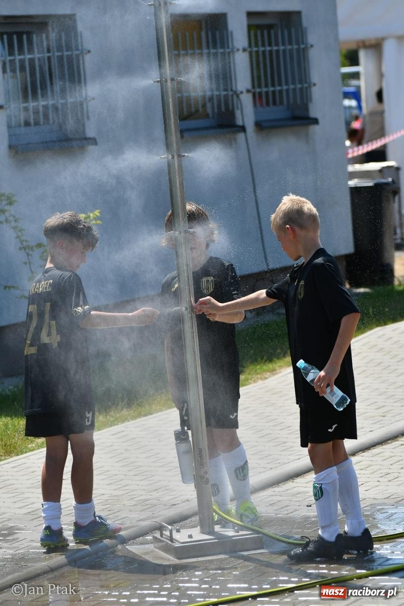 Zdjęcie w galerii na portalu naszraciborz.pl: Młody Widzew bezkonkurencyjny w Raciborzu. Zwyciężył w międzynarodowym V4Cup [FOTO] wiadomości z regionu