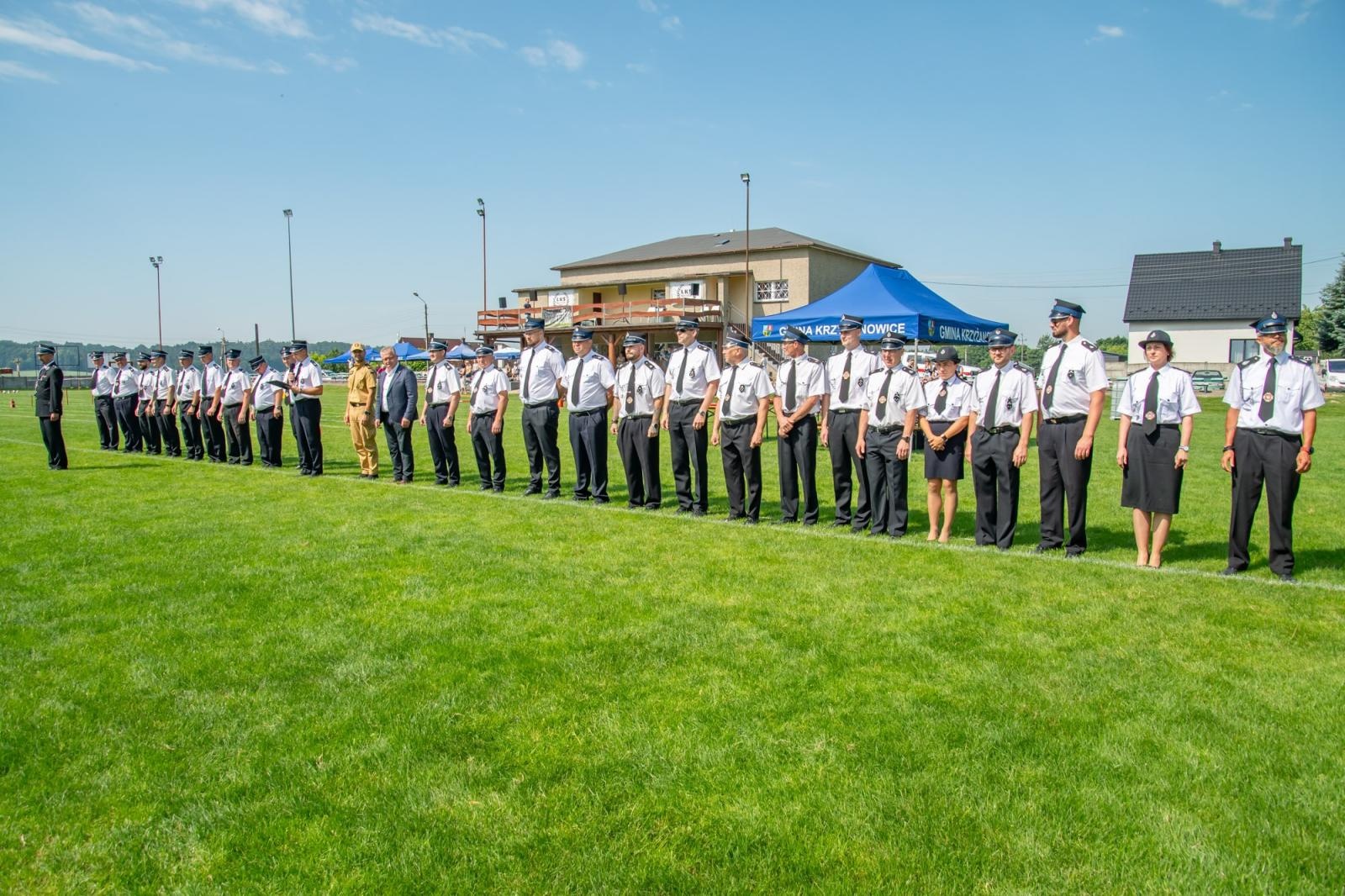 Zdjęcie w galerii na portalu naszraciborz.pl: Roszków, Owsiszcze i Bolesław z Pucharami Wójta Gminy Krzyżanowice wiadomości z regionu