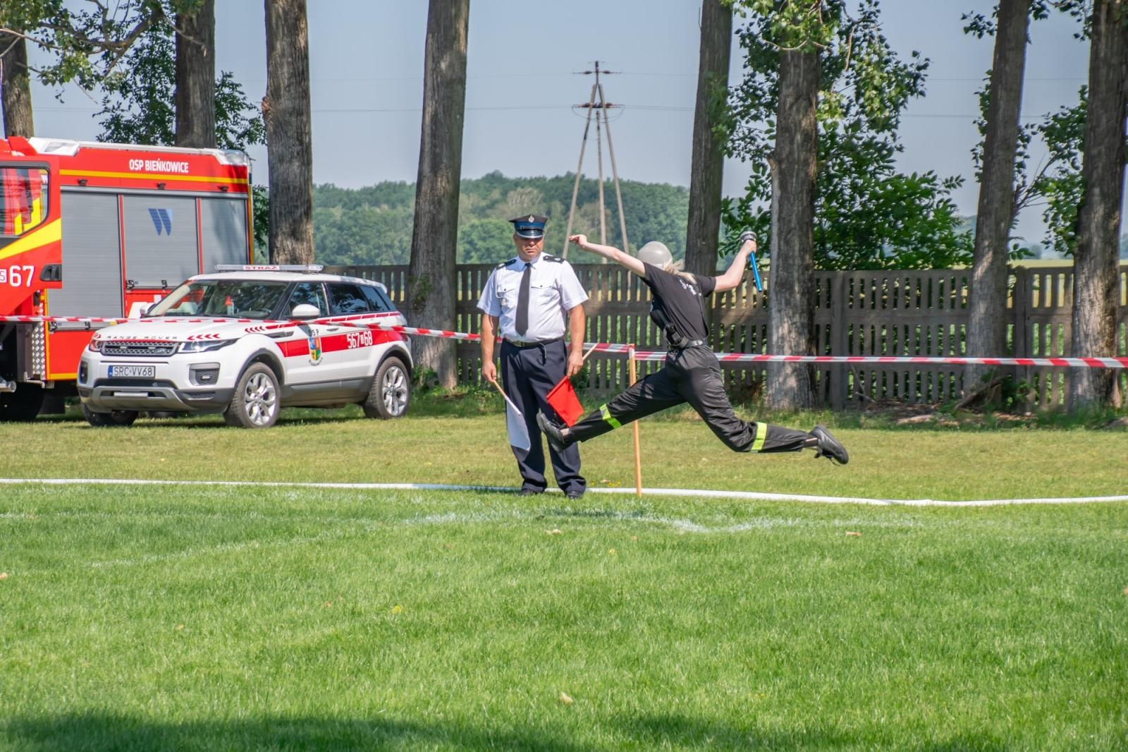 Zdjęcie w galerii na portalu naszraciborz.pl: Roszków, Owsiszcze i Bolesław z Pucharami Wójta Gminy Krzyżanowice wiadomości z regionu