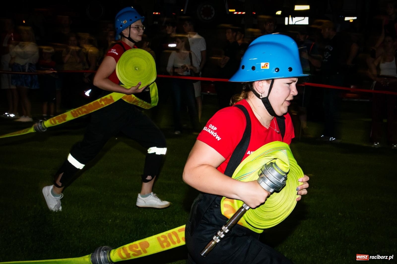 Zdjęcie w galerii na portalu naszraciborz.pl: Bój o rekord toru. Samborowice najlepsze na nocnych zawodach w Bolesławiu wiadomości z regionu