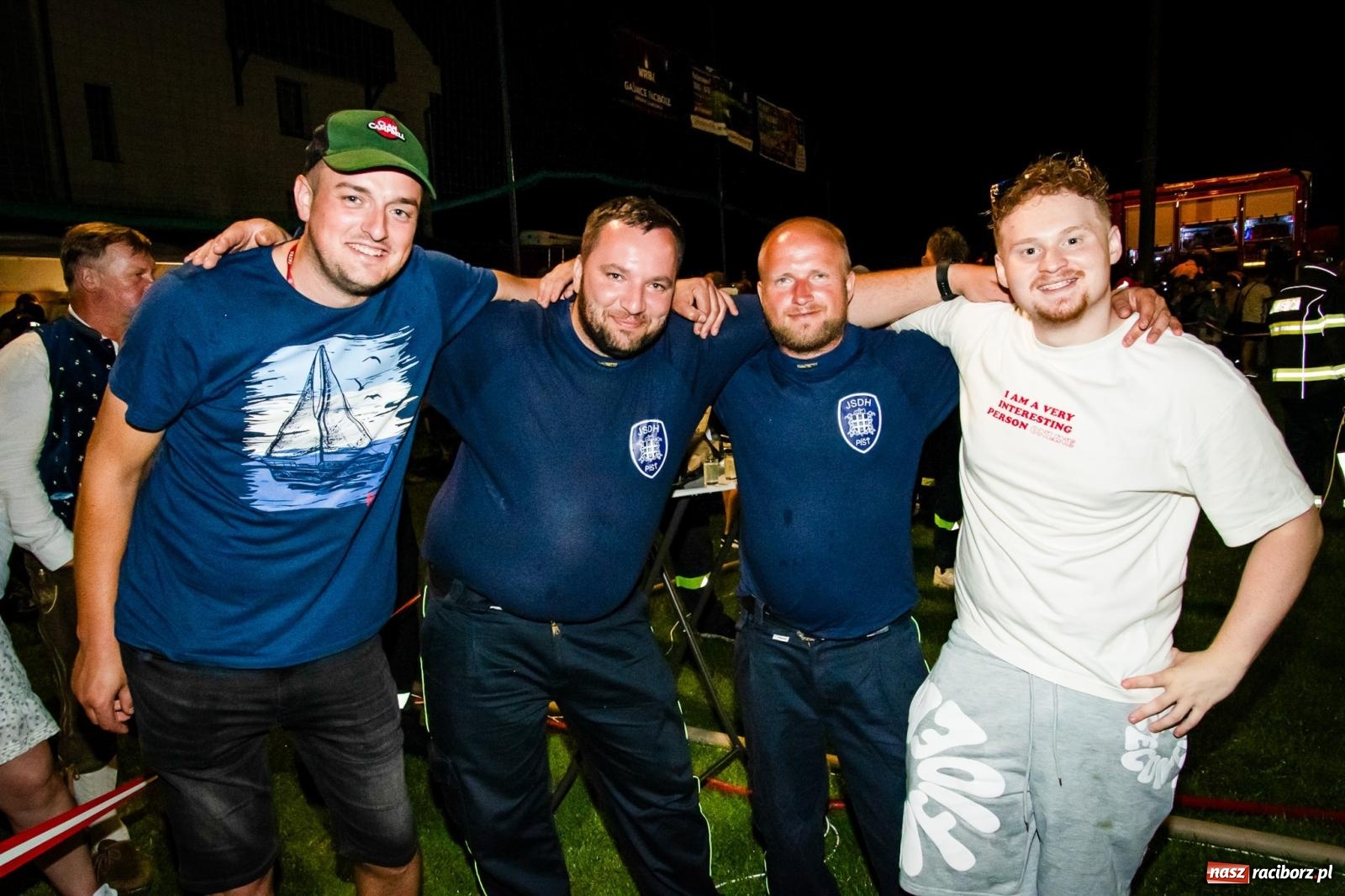 Zdjęcie w galerii na portalu naszraciborz.pl: Bój o rekord toru. Samborowice najlepsze na nocnych zawodach w Bolesławiu wiadomości z regionu