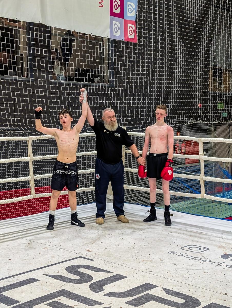 Zdjęcie w galerii na portalu naszraciborz.pl: Wielki triumf zawodników Łamatora Racibórz w Bieruniu. Drużynowe wicemistrzostwo na Super League Fights wiadomości z regionu