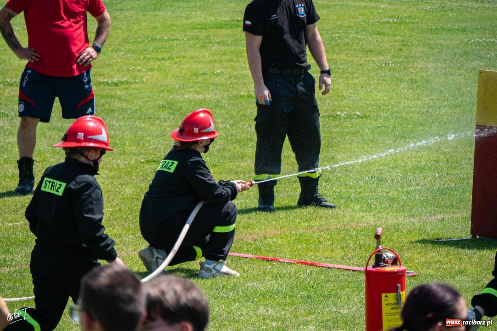 Zdjęcie w galerii na portalu naszraciborz.pl: Upał, emocje i walka do końca. Strażacy rywalizowali w Raszczycach [FOTO] wiadomości z regionu