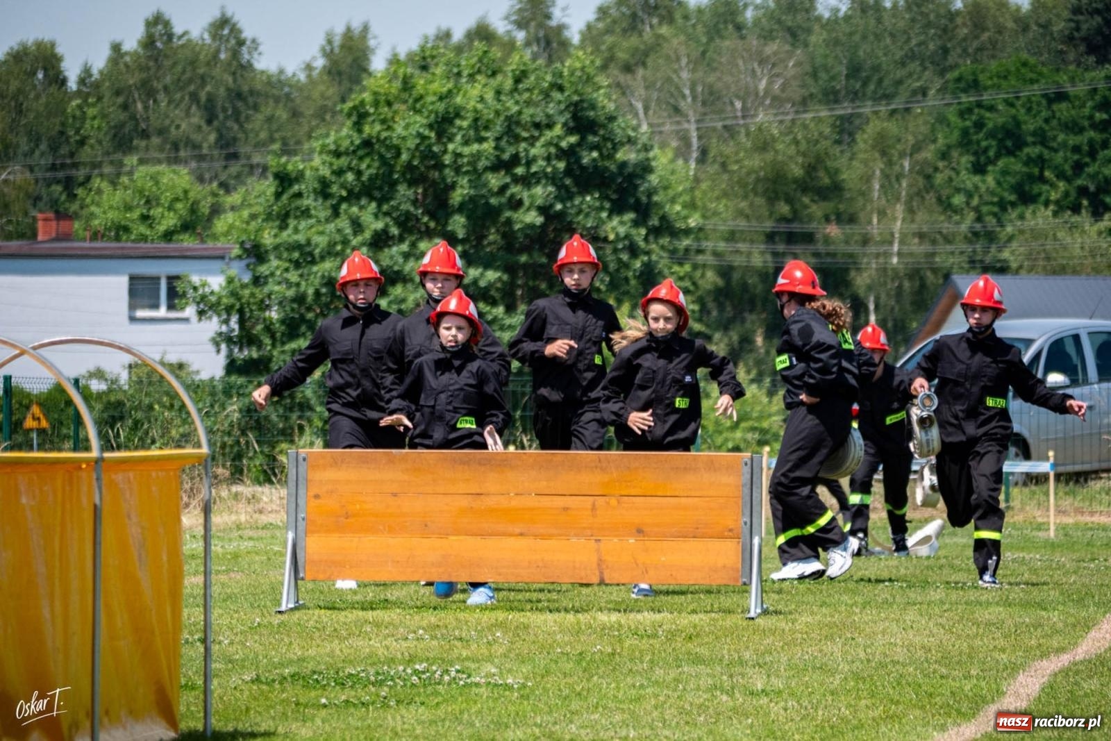 Zdjęcie w galerii na portalu naszraciborz.pl: Upał, emocje i walka do końca. Strażacy rywalizowali w Raszczycach [FOTO] wiadomości z regionu