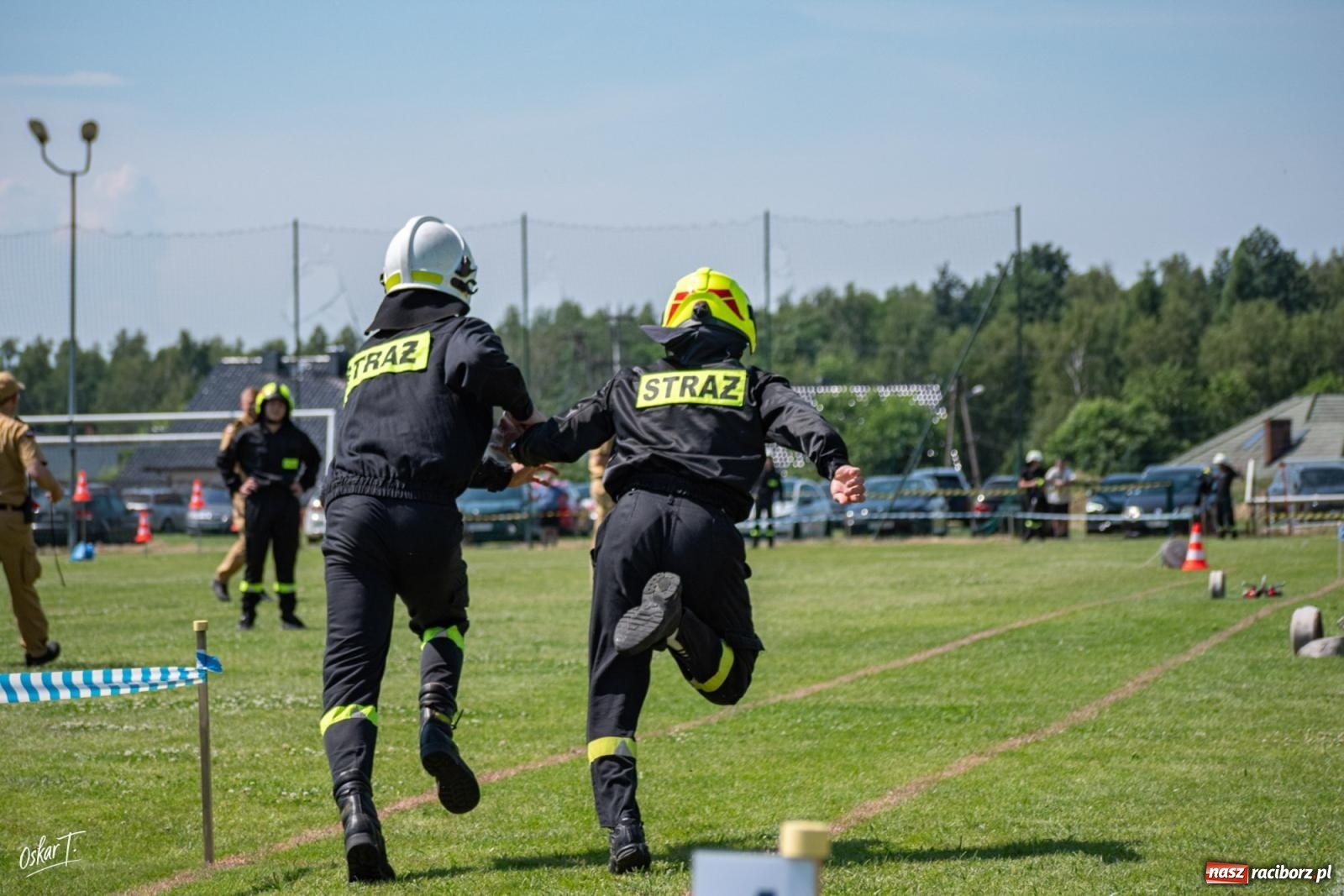 Zdjęcie w galerii na portalu naszraciborz.pl: Upał, emocje i walka do końca. Strażacy rywalizowali w Raszczycach [FOTO] wiadomości z regionu