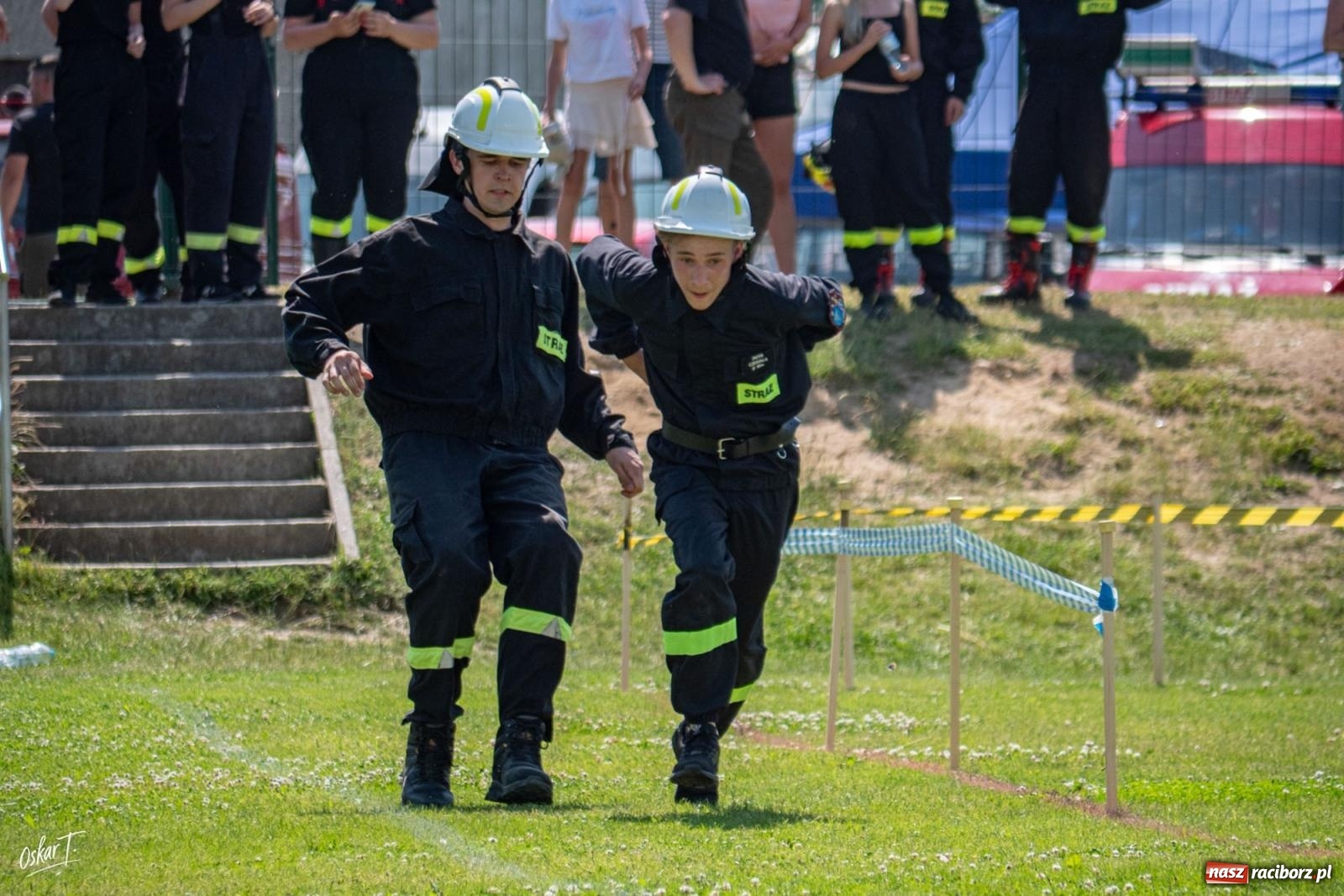 Zdjęcie w galerii na portalu naszraciborz.pl: Upał, emocje i walka do końca. Strażacy rywalizowali w Raszczycach [FOTO] wiadomości z regionu