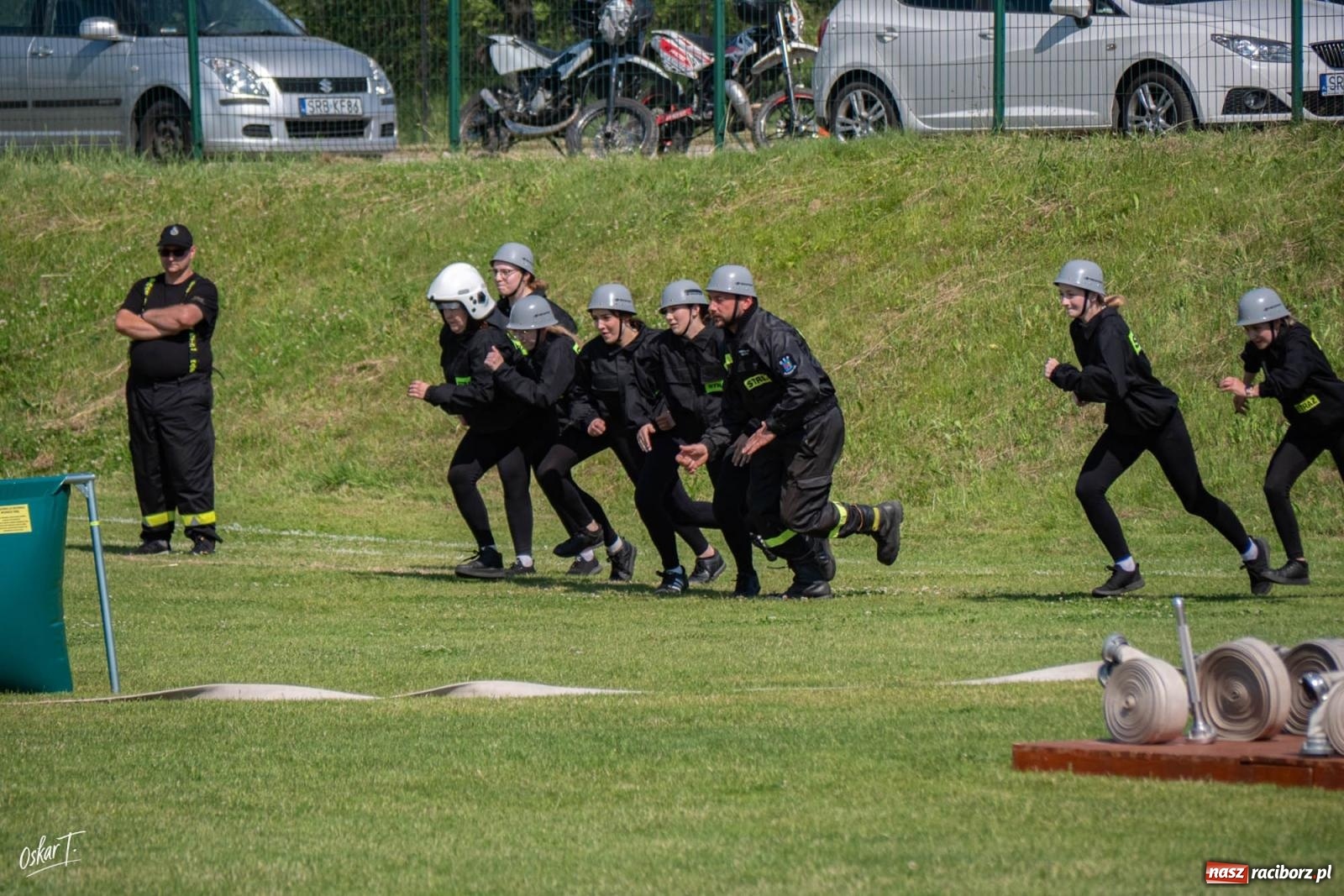 Zdjęcie w galerii na portalu naszraciborz.pl: Upał, emocje i walka do końca. Strażacy rywalizowali w Raszczycach [FOTO] wiadomości z regionu