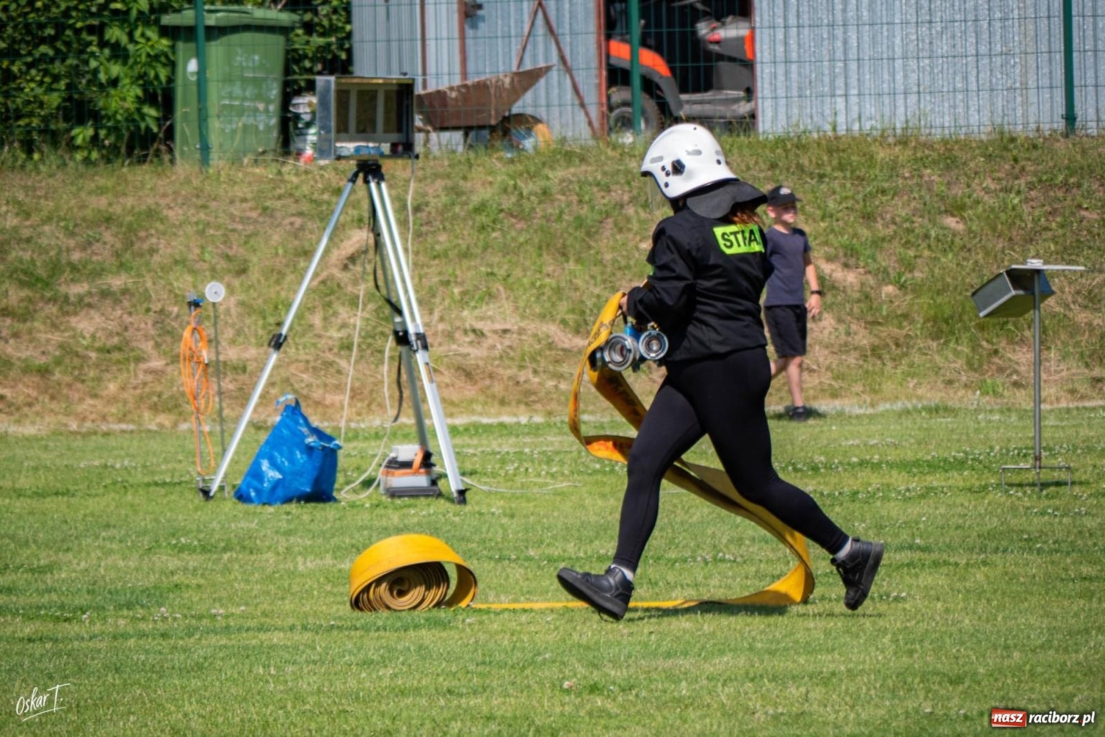Zdjęcie w galerii na portalu naszraciborz.pl: Upał, emocje i walka do końca. Strażacy rywalizowali w Raszczycach [FOTO] wiadomości z regionu