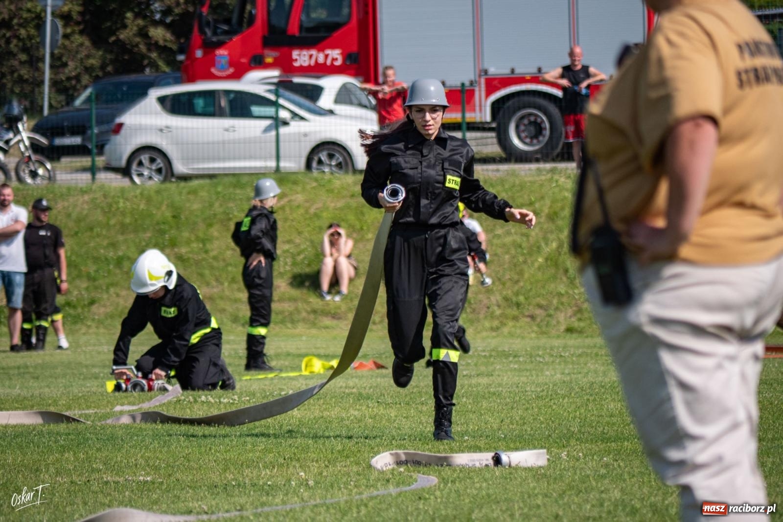 Zdjęcie w galerii na portalu naszraciborz.pl: Upał, emocje i walka do końca. Strażacy rywalizowali w Raszczycach [FOTO] wiadomości z regionu