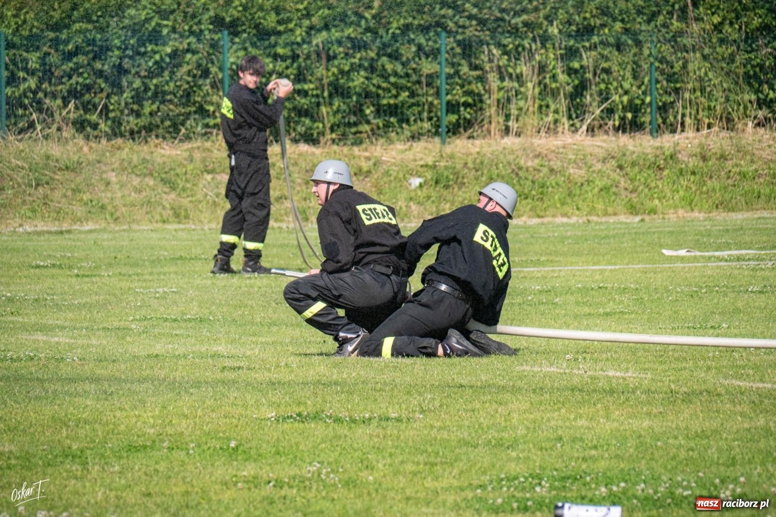 Zdjęcie w galerii na portalu naszraciborz.pl: Upał, emocje i walka do końca. Strażacy rywalizowali w Raszczycach [FOTO] wiadomości z regionu