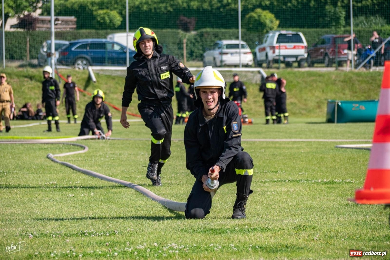 Zdjęcie w galerii na portalu naszraciborz.pl: Upał, emocje i walka do końca. Strażacy rywalizowali w Raszczycach [FOTO] wiadomości z regionu