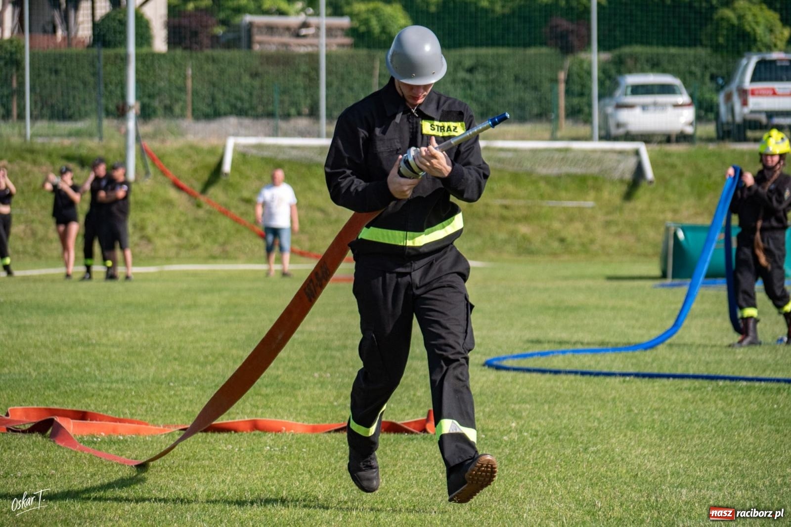 Zdjęcie w galerii na portalu naszraciborz.pl: Upał, emocje i walka do końca. Strażacy rywalizowali w Raszczycach [FOTO] wiadomości z regionu