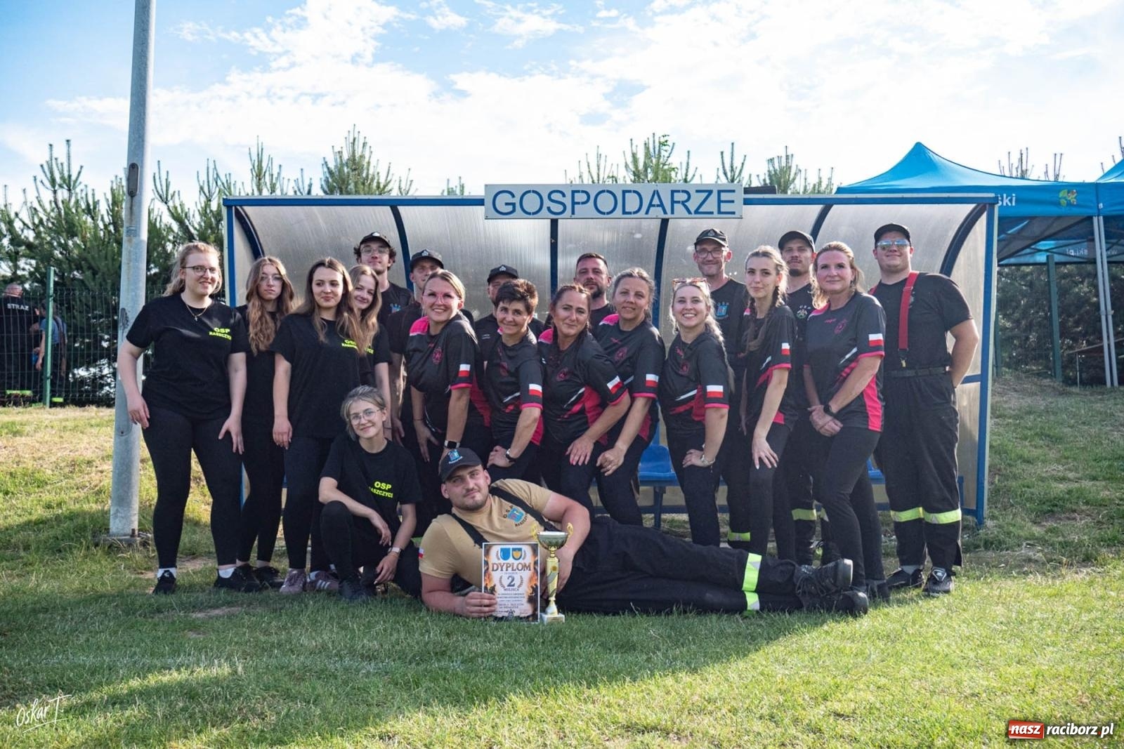 Zdjęcie w galerii na portalu naszraciborz.pl: Upał, emocje i walka do końca. Strażacy rywalizowali w Raszczycach [FOTO] wiadomości z regionu