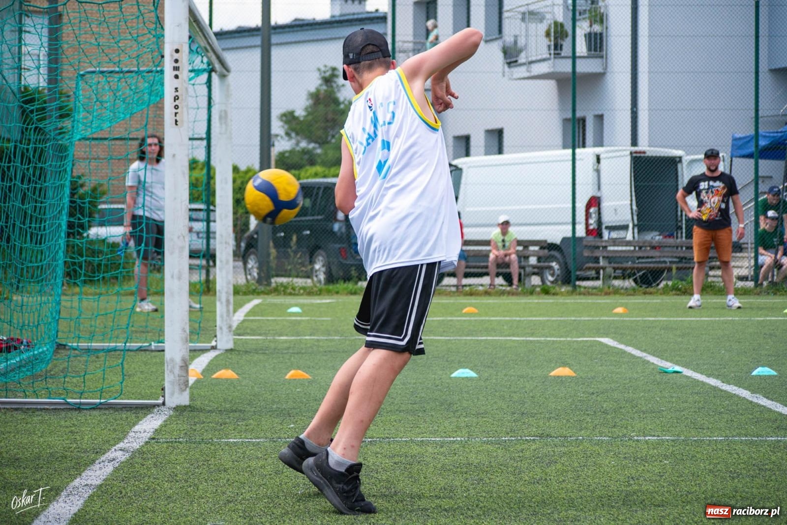Zdjęcie w galerii na portalu naszraciborz.pl: Dwa ognie rozpoczęły Podwórkową Ligę Sołectw Gminy Nędza 2026 [FOTO] wiadomości z regionu