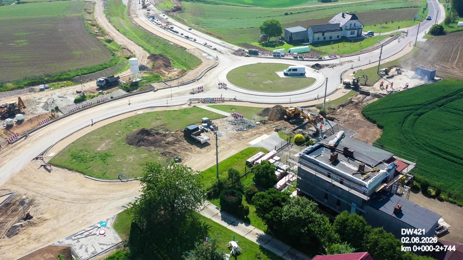Zdjęcie w galerii na portalu naszraciborz.pl: Nowy most Grzegorzowice–Ciechowice rośnie w oczach. Zaawansowanie prac sięgnęło 90 procent wiadomości z regionu