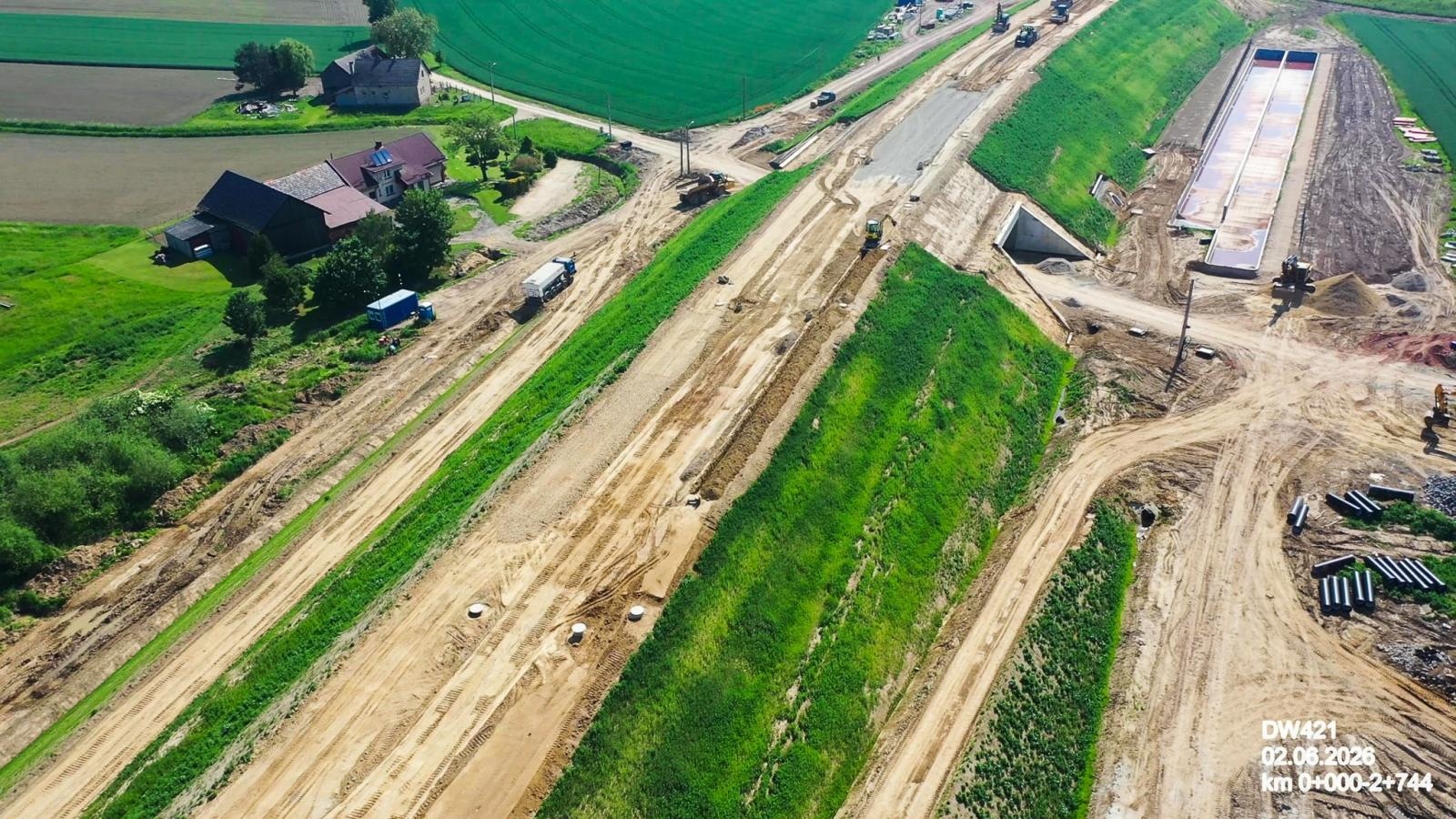 Zdjęcie w galerii na portalu naszraciborz.pl: Nowy most Grzegorzowice–Ciechowice rośnie w oczach. Zaawansowanie prac sięgnęło 90 procent wiadomości z regionu