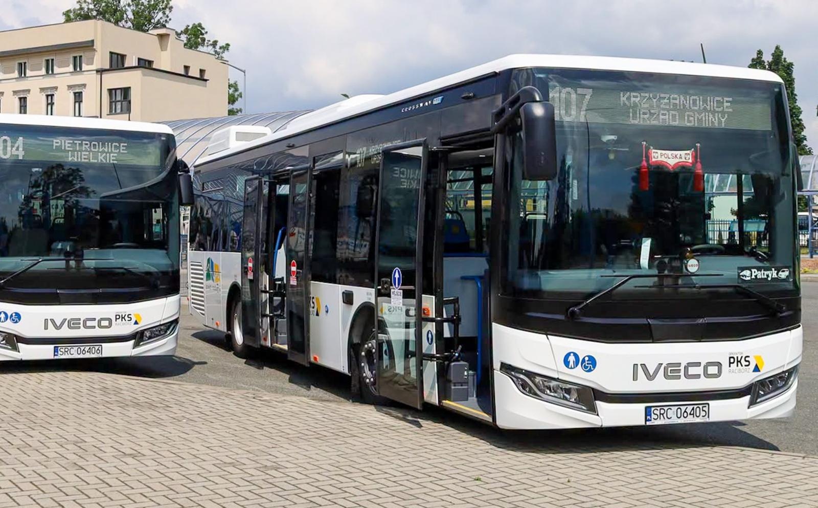 Zdjęcie w galerii na portalu naszraciborz.pl: Nowe hybrydowe autobusy Iveco wzmocniły flotę PKS w Raciborzu wiadomości z regionu