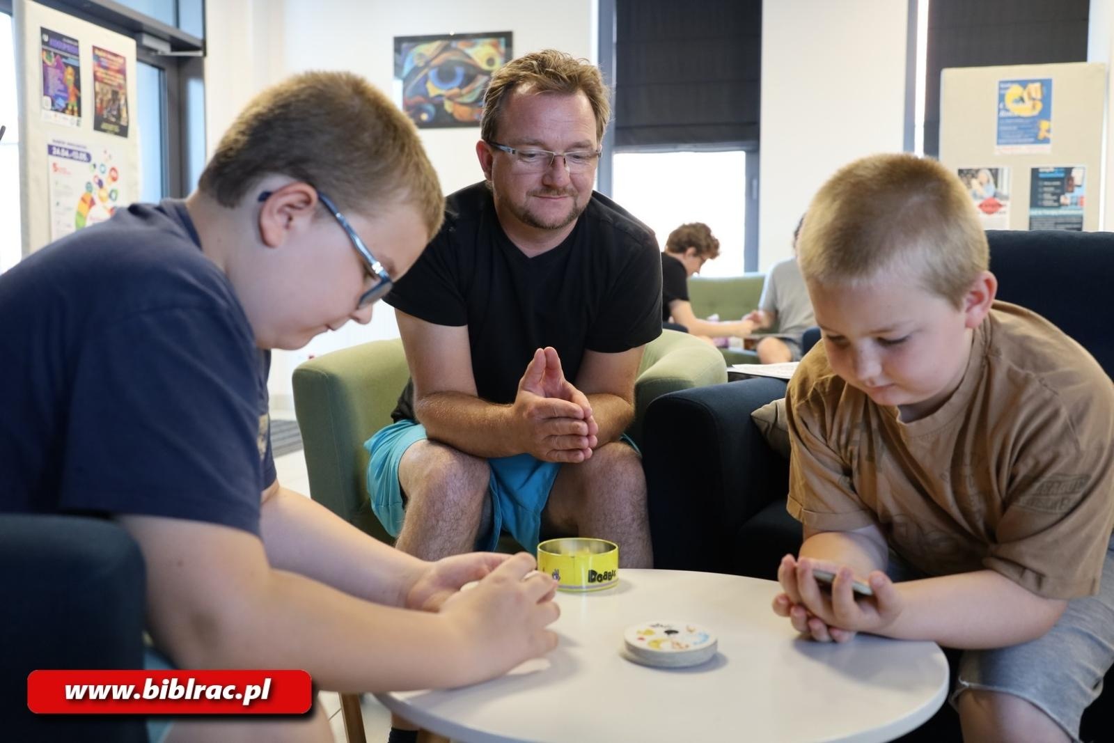Zdjęcie w galerii na portalu naszraciborz.pl: Planszówkowe święto na Stacji Młodych, czyli VIII Festiwal Gier Planszowych wiadomości z regionu