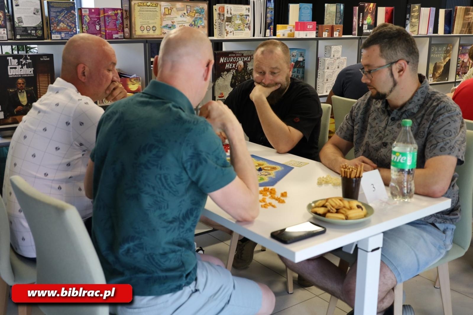 Zdjęcie w galerii na portalu naszraciborz.pl: Planszówkowe święto na Stacji Młodych, czyli VIII Festiwal Gier Planszowych wiadomości z regionu