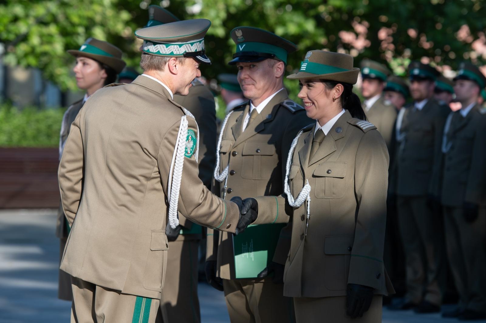 Zdjęcie w galerii na portalu naszraciborz.pl: 22 czerwca funkcjonariusze Śląskiego Oddziału SG uroczyście obchodzili w Opolu 35. rocznicę powstania Straży Granicznej. wiadomości z regionu